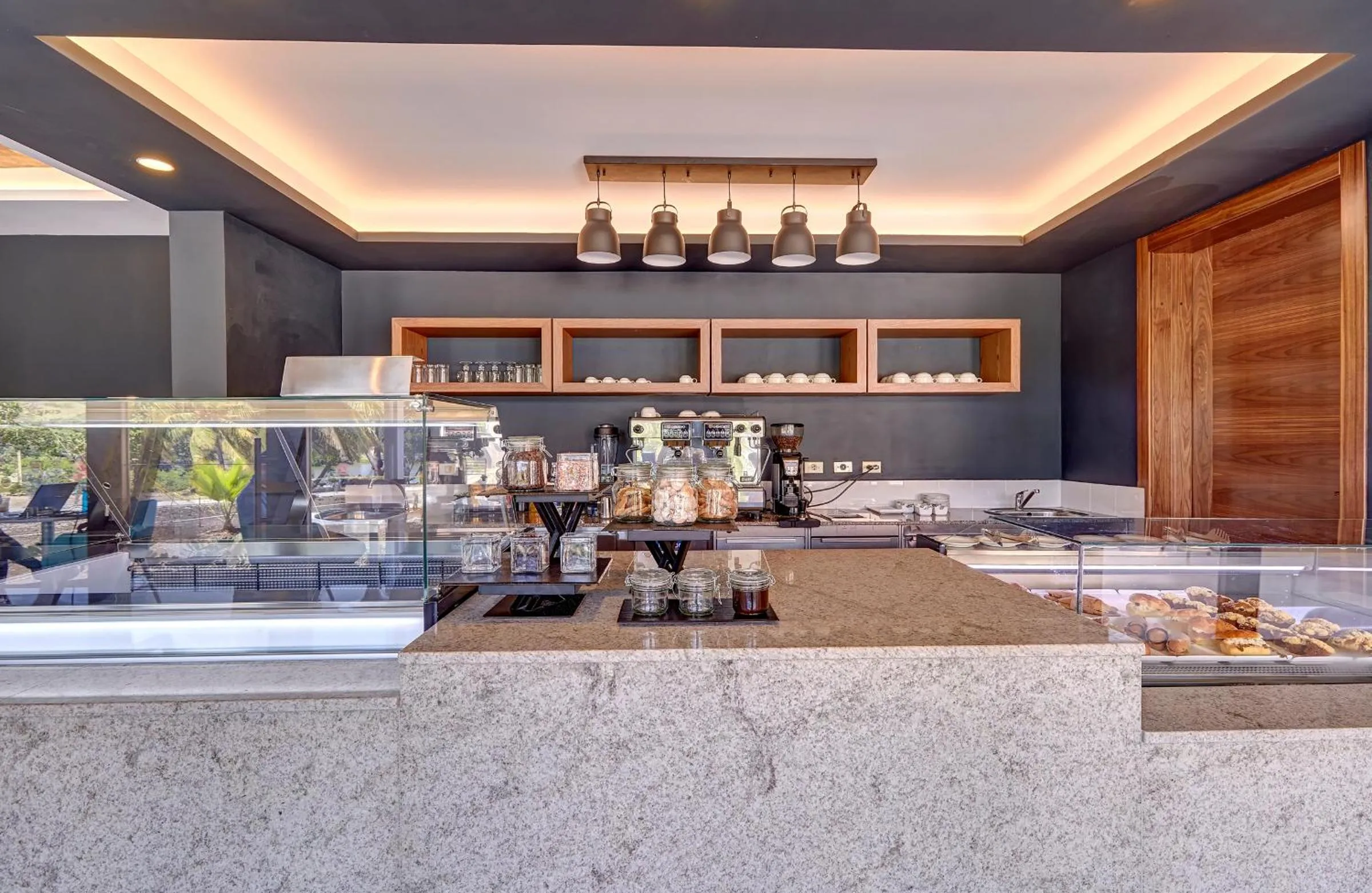 Restaurant/places to eat in Royalton Grenada, An Autograph Collection All-Inclusive Resort