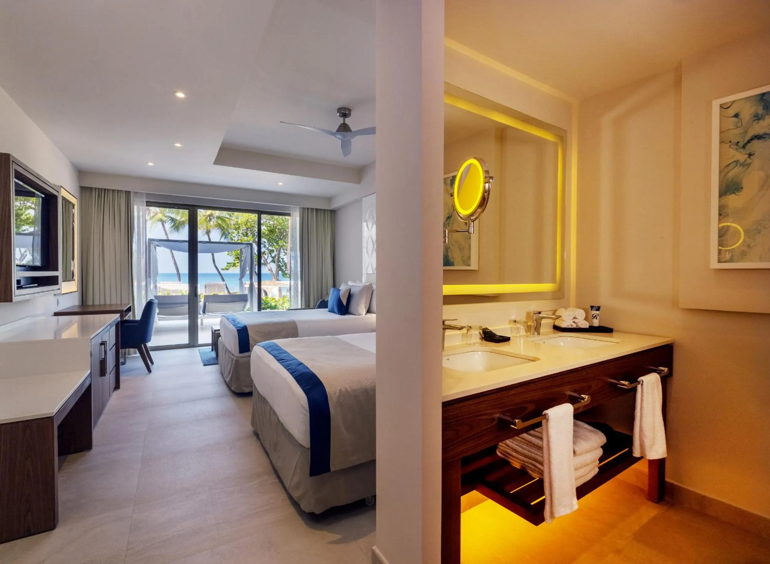 Bathroom, Bed in Royalton Grenada, An Autograph Collection All-Inclusive Resort