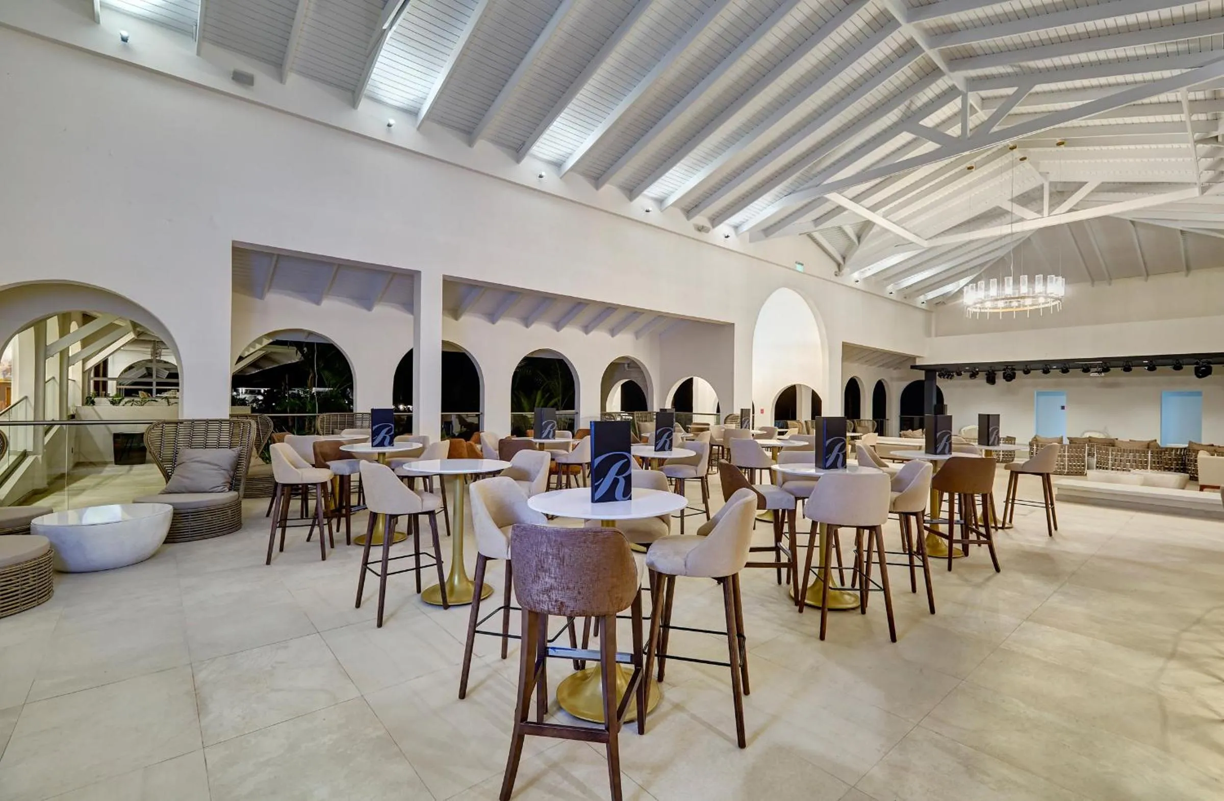 Lounge or bar in Royalton Grenada, An Autograph Collection All-Inclusive Resort