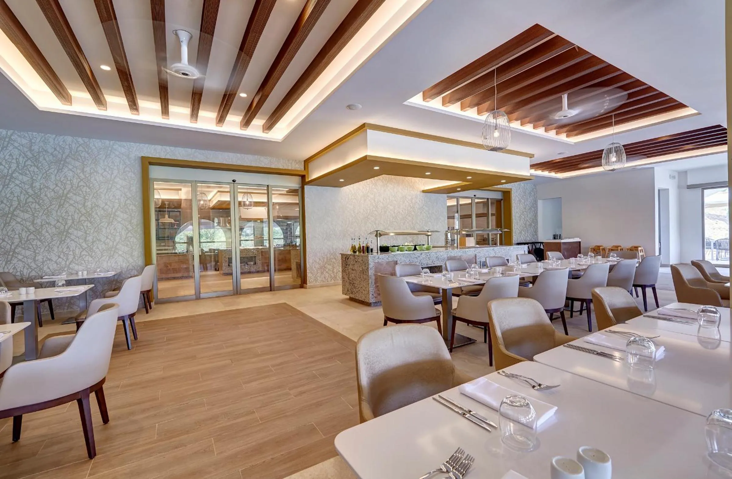 Restaurant/places to eat in Royalton Grenada, An Autograph Collection All-Inclusive Resort