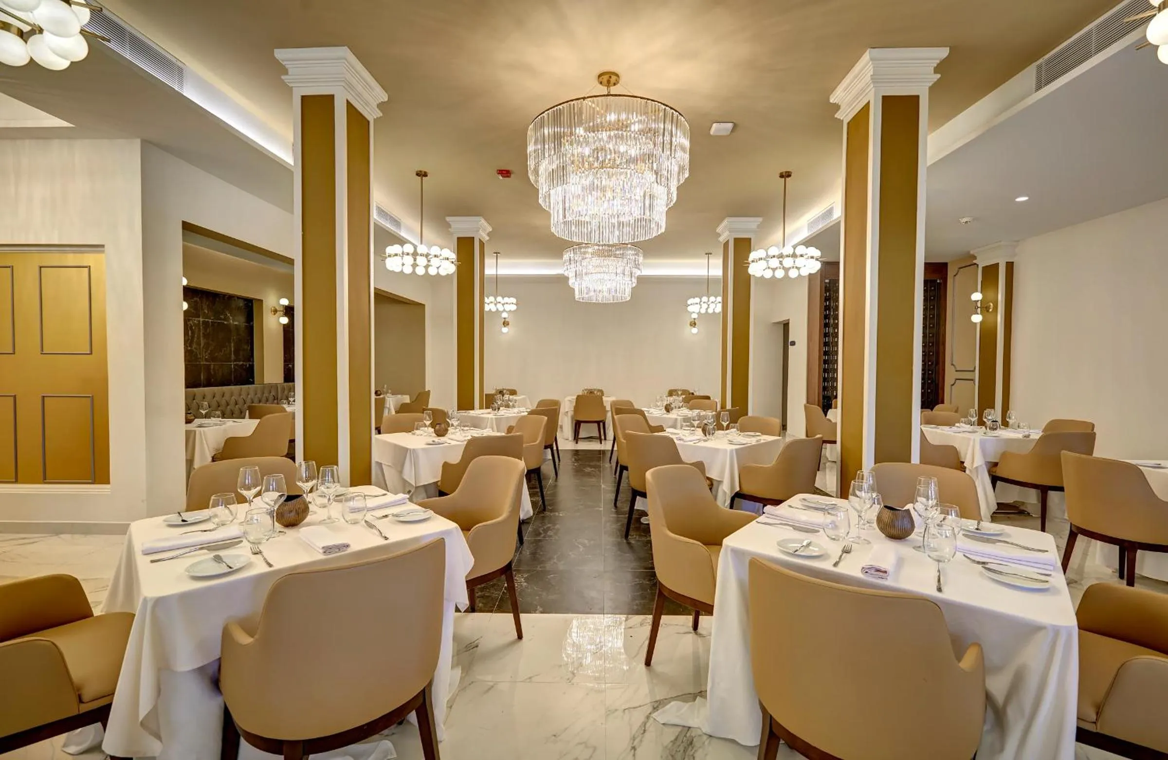 Restaurant/places to eat in Royalton Grenada, An Autograph Collection All-Inclusive Resort