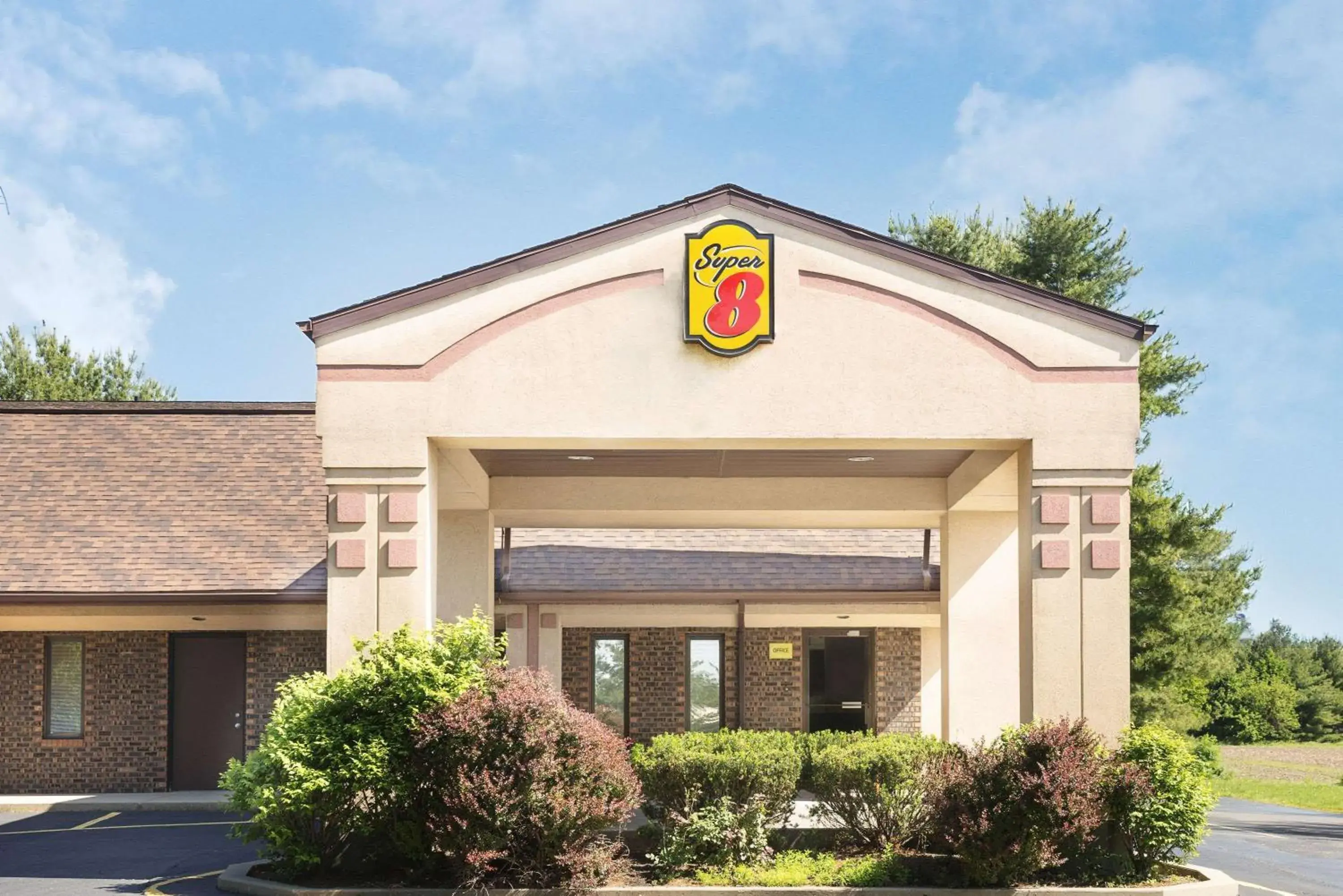 Super 8 by Wyndham Taylorville IL Super 8 by Wyndham Taylorville IL