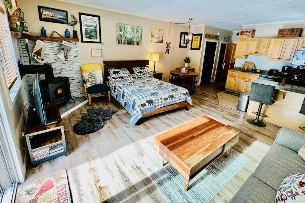 Attitash Mountain Village Studio - Slope View - Ski - Storyland