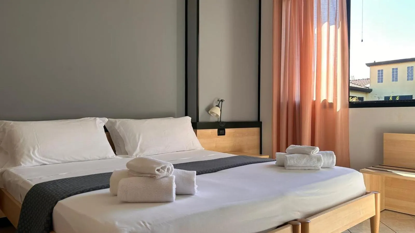 Bed in Hotel Gran Delta di ALBA-INVEST srl
