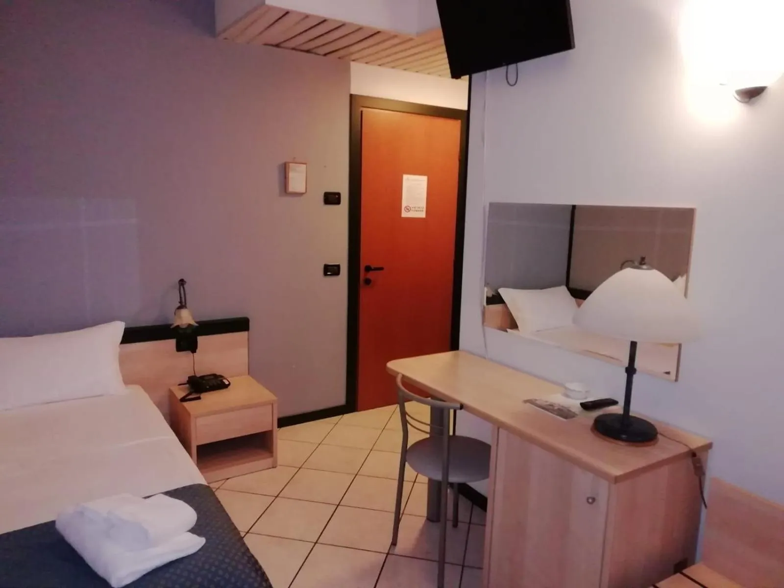 Bed in Hotel Gran Delta di ALBA-INVEST srl