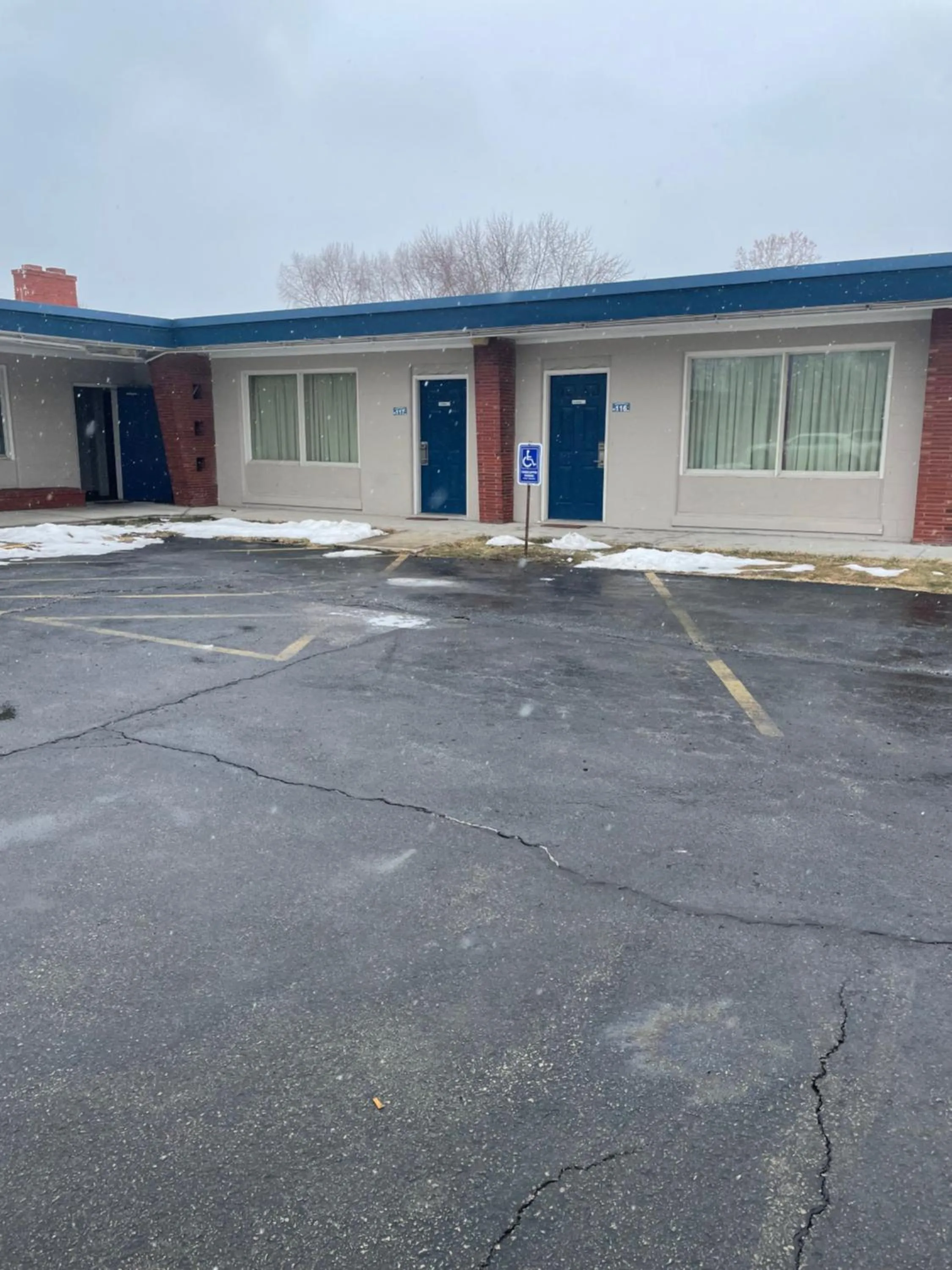 American Motor Inn - Rock Island