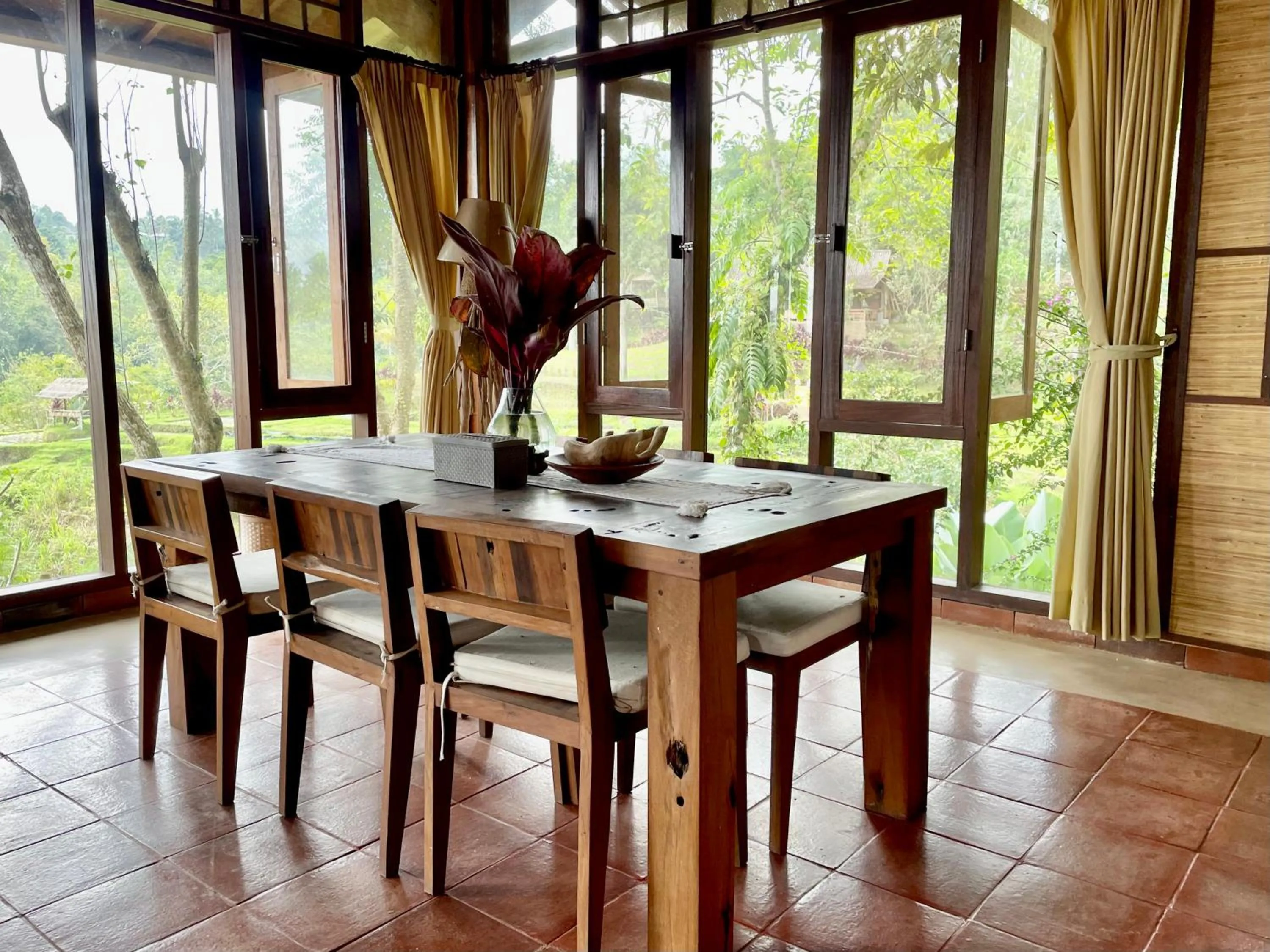 Dining area in Sang Tirta Resort