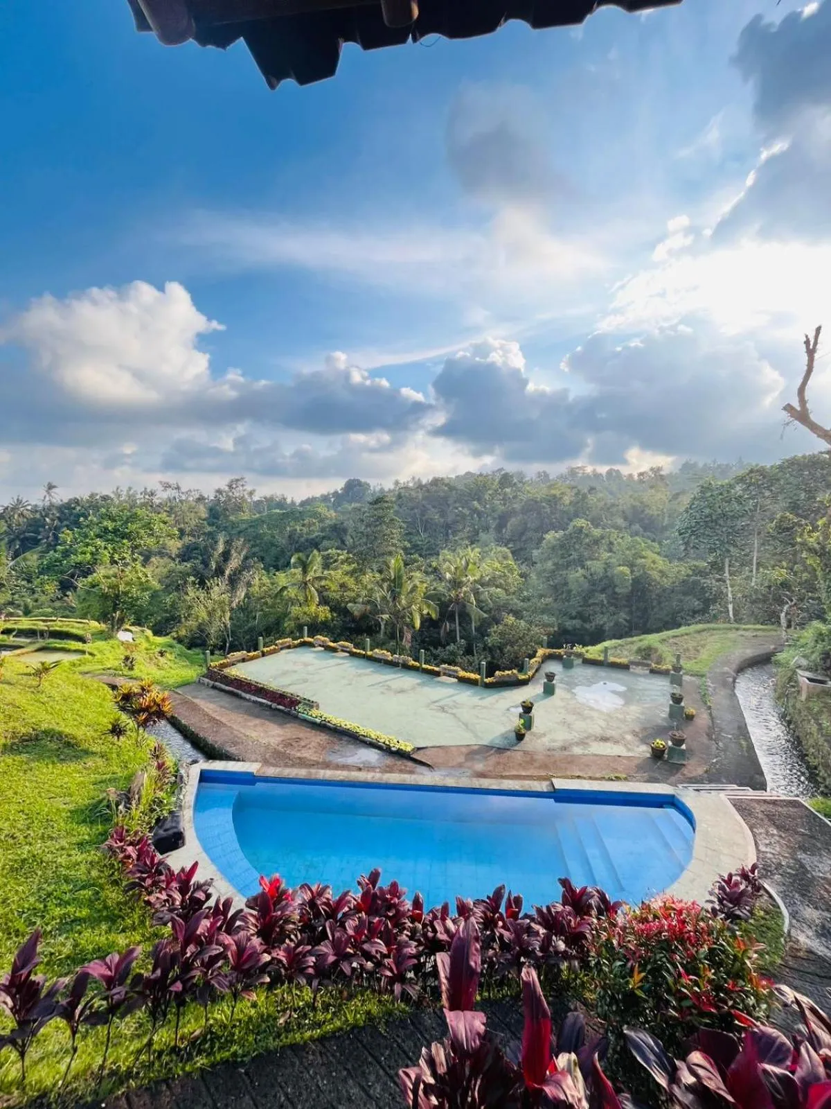 Swimming pool in Sang Tirta Resort