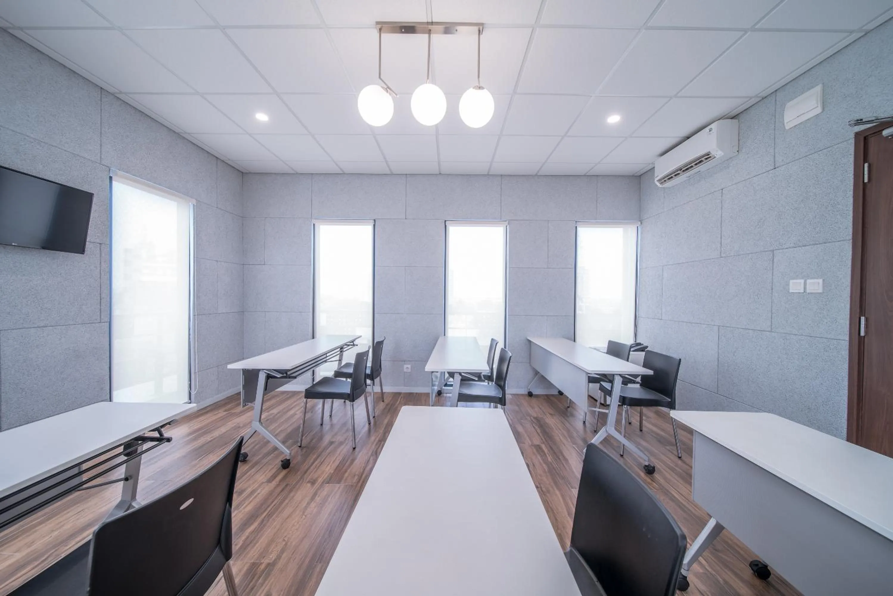 All Nite & Day Kebon Jeruk