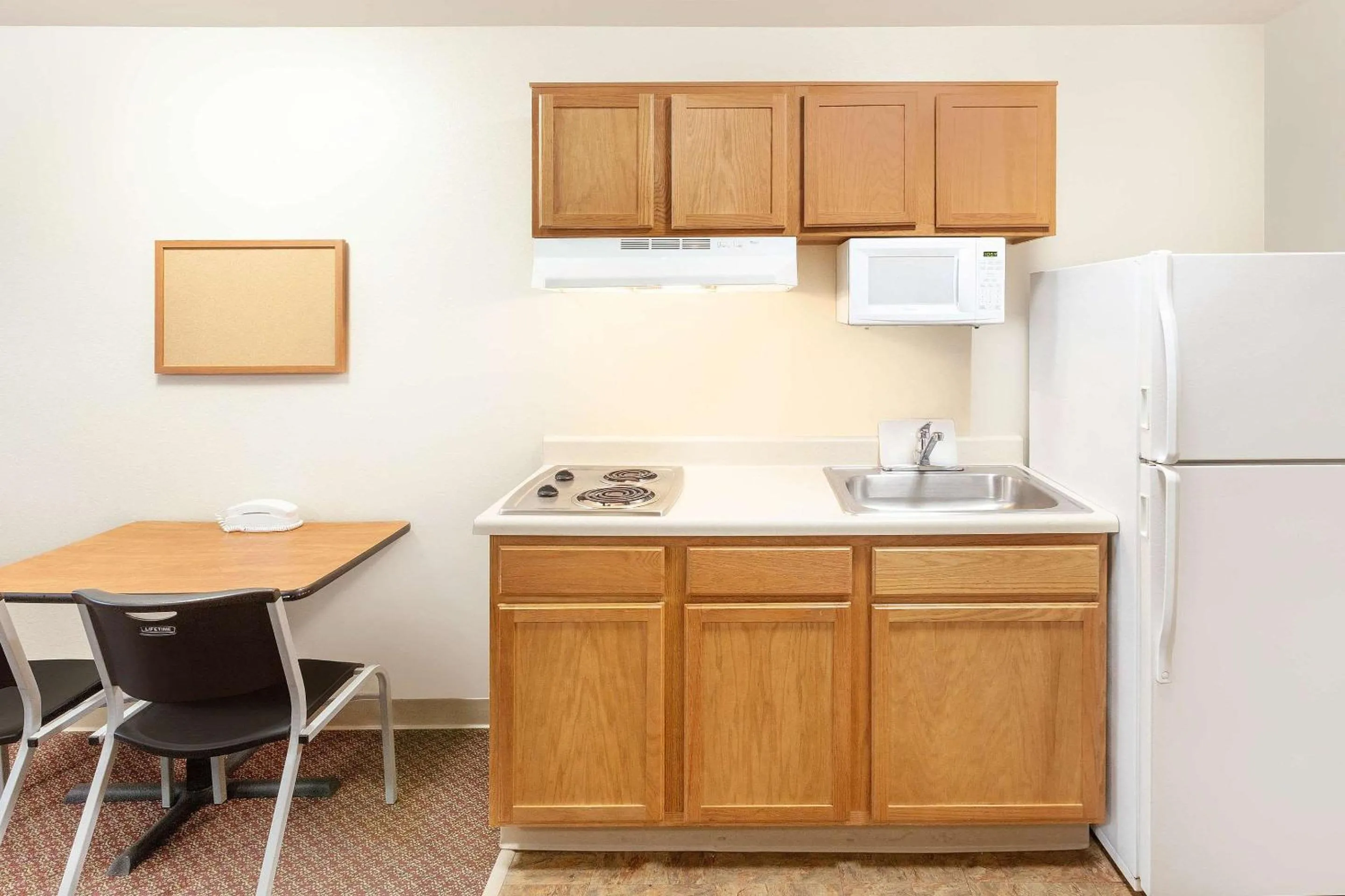 Standard Double Room - Non-Smoking in WoodSpring Suites Sioux Falls