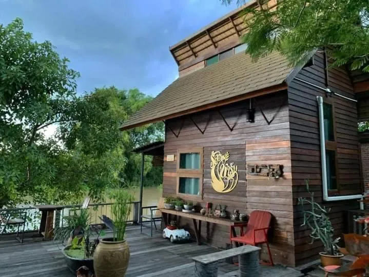 Rustic​ Charm​ Suphan​