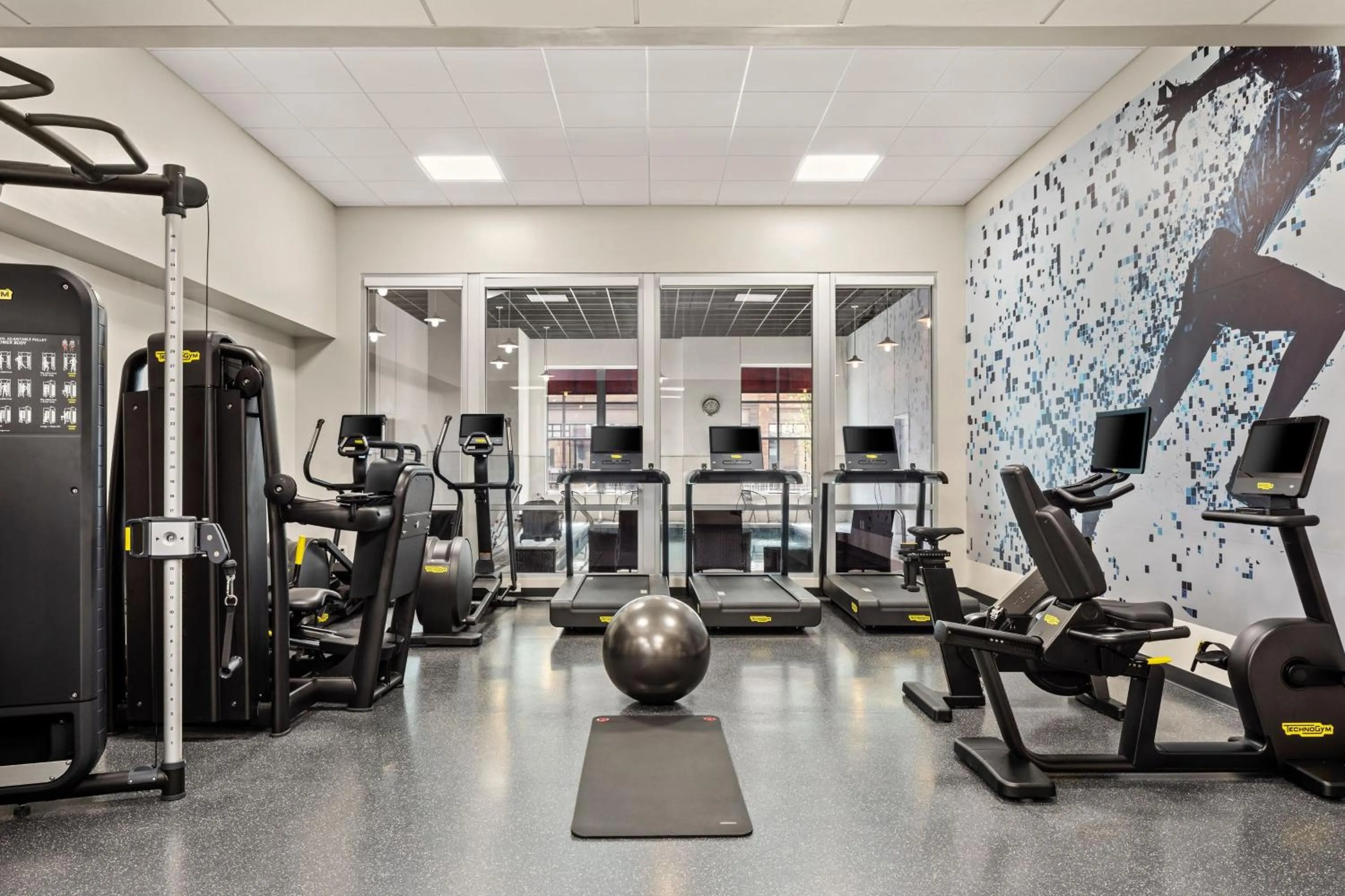 Fitness centre/facilities in Sheraton Duluth Hotel