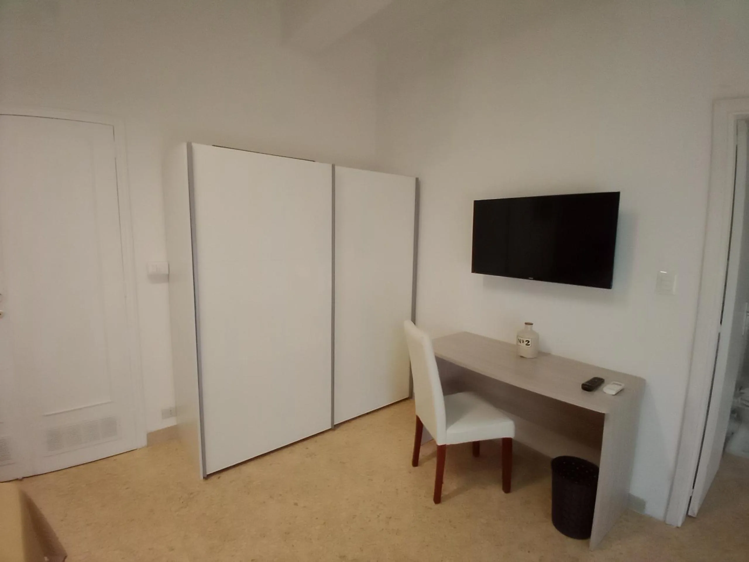 Bedroom in MAGNA GRECIA B&B