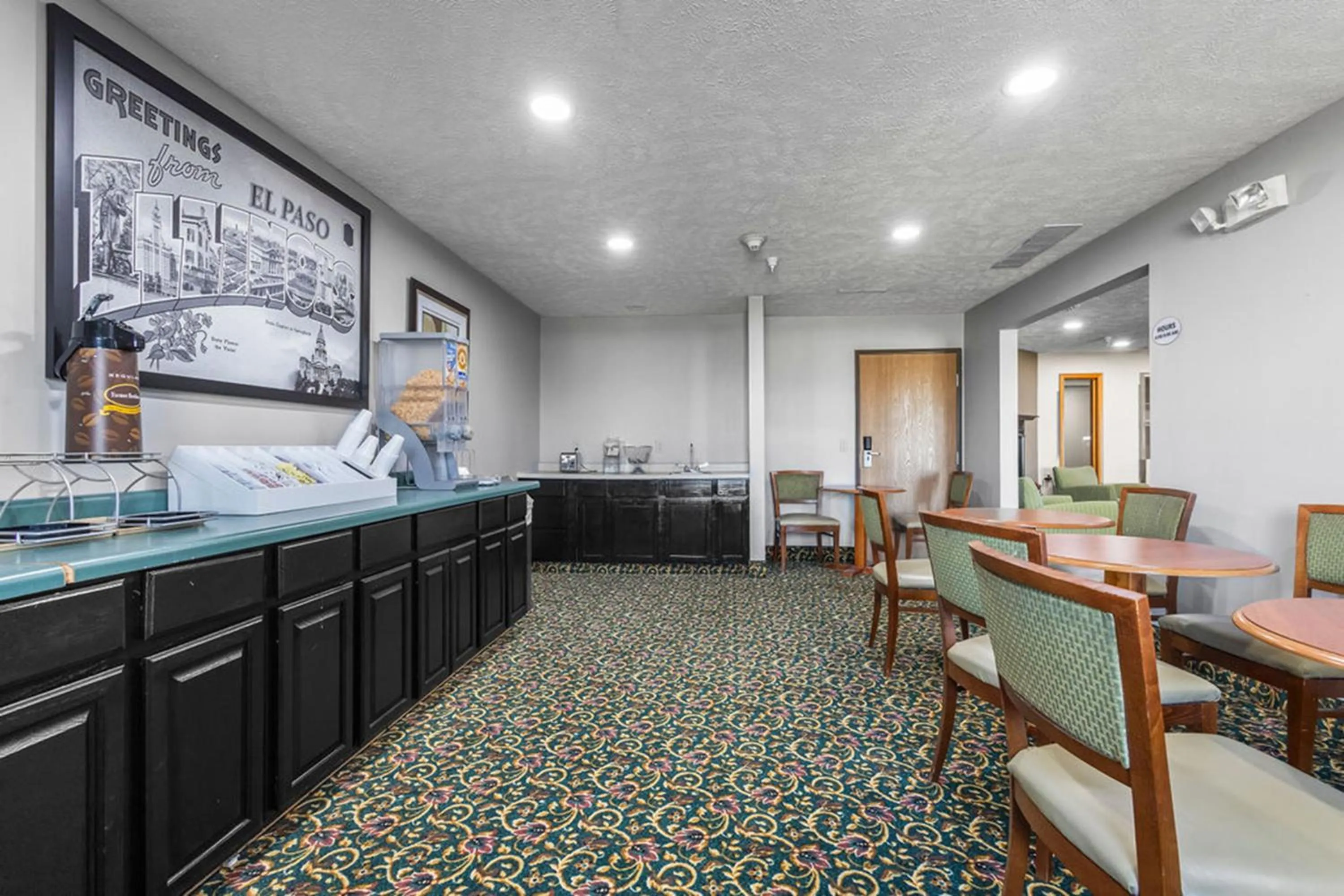 Area and facilities in Burgundy Inn & Suites