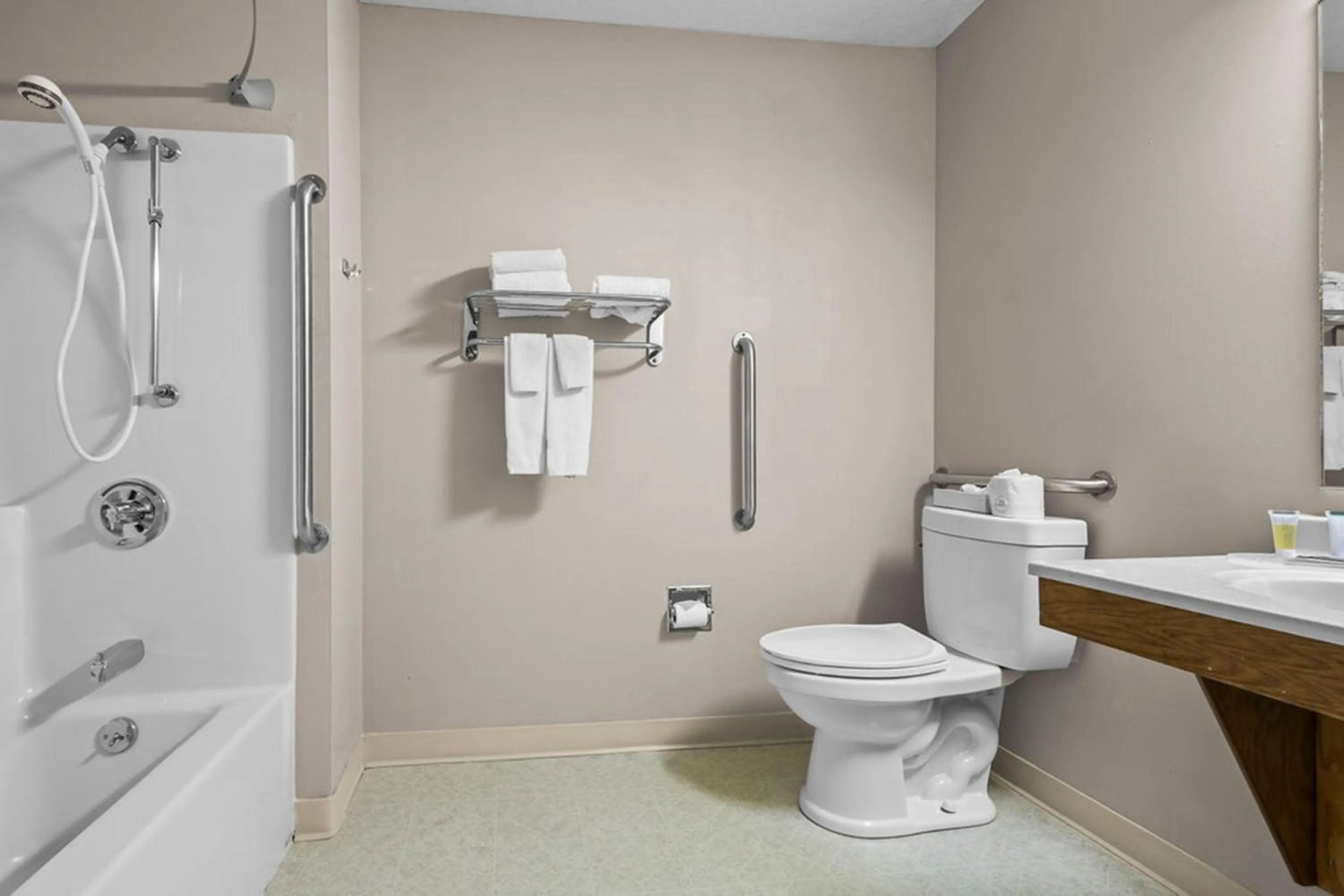 Bathroom in Burgundy Inn & Suites