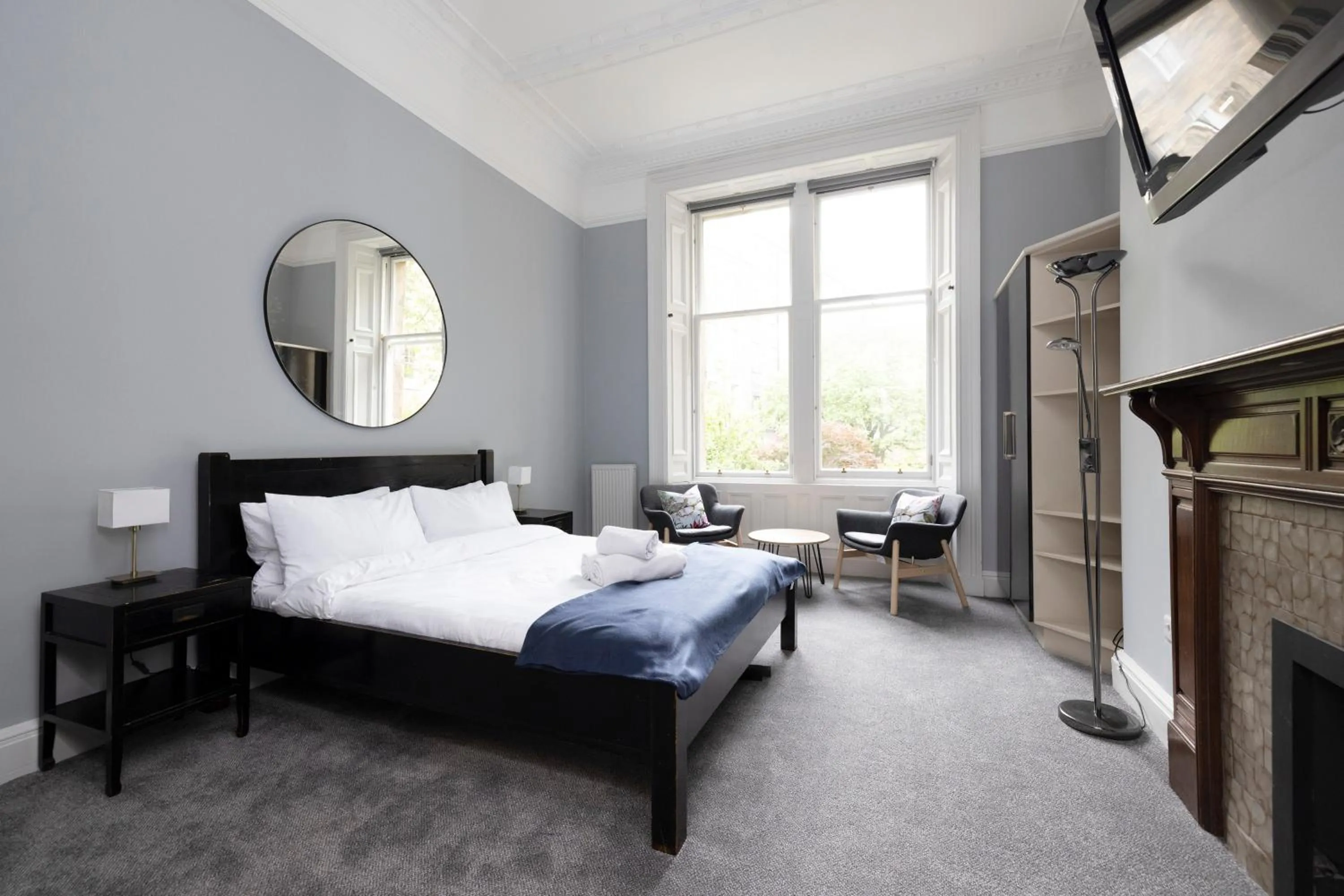 Bed in JOIVY Haymarket