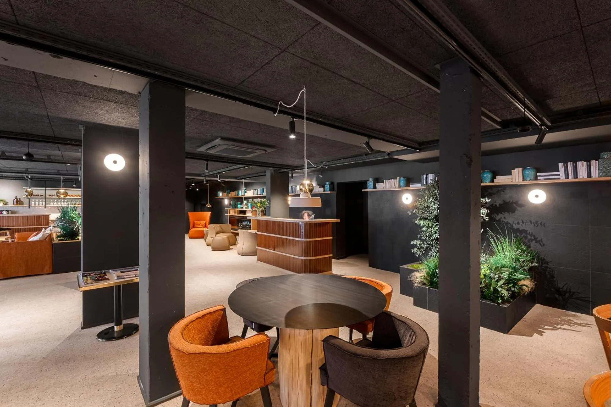 Living room in Hôtel L'Adresse - Entièrement rénové