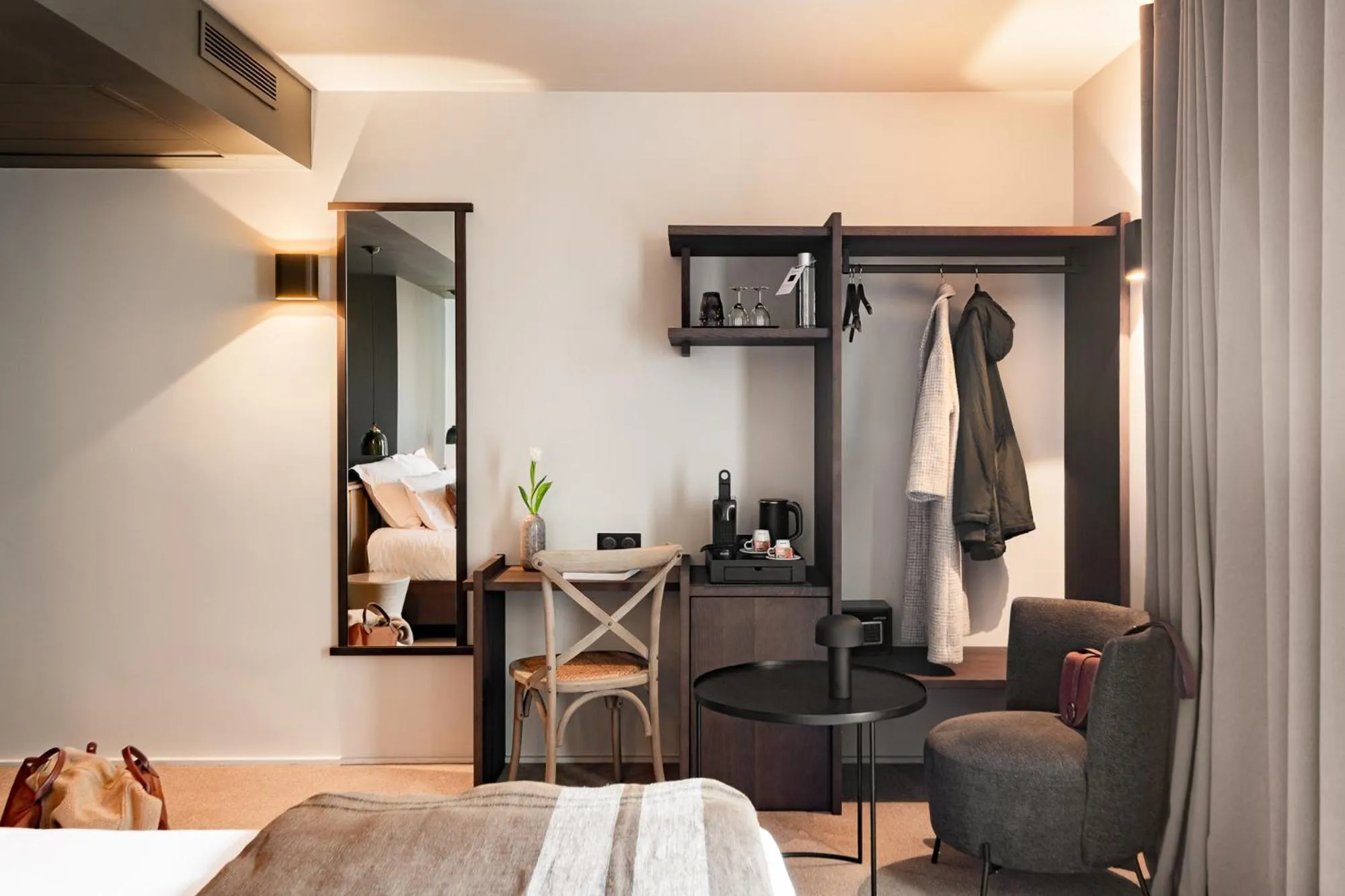 Bed in Hôtel L'Adresse - Entièrement rénové