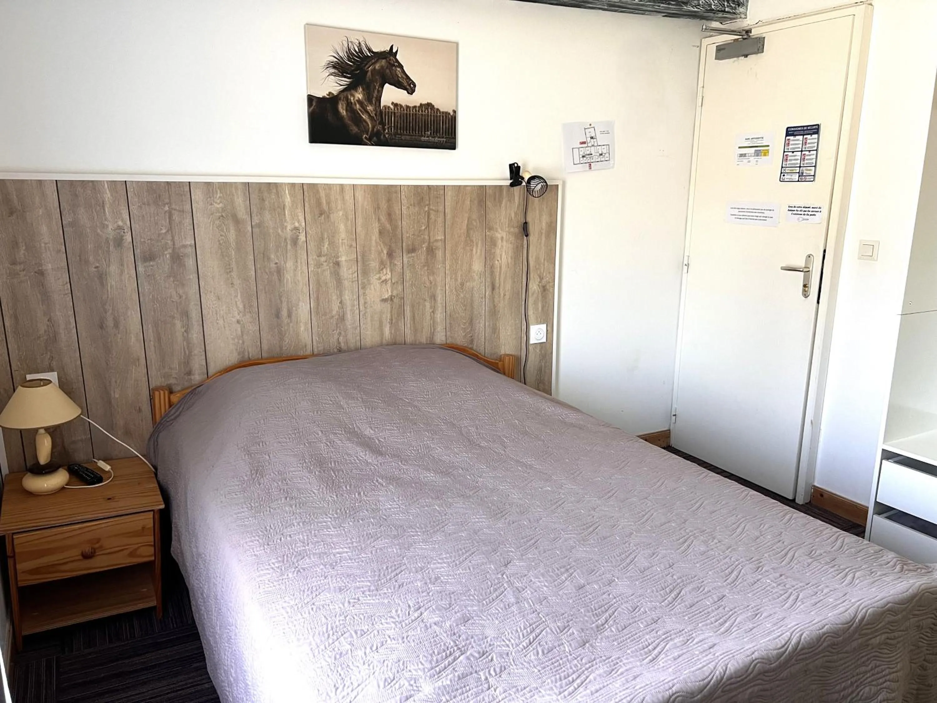 Property building, Bed in La Ferme Antoinette