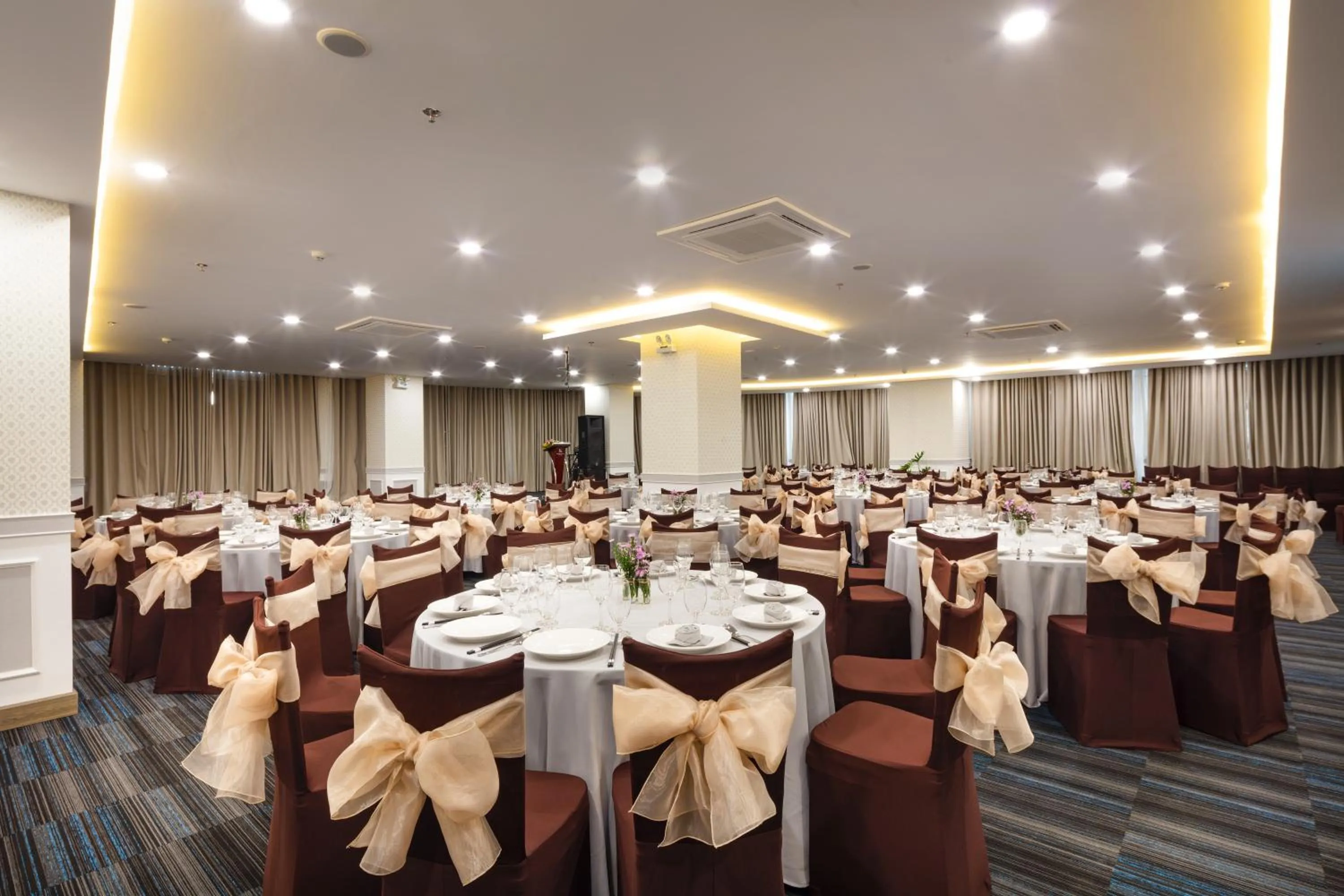 Banquet/Function facilities in Florida Hotel