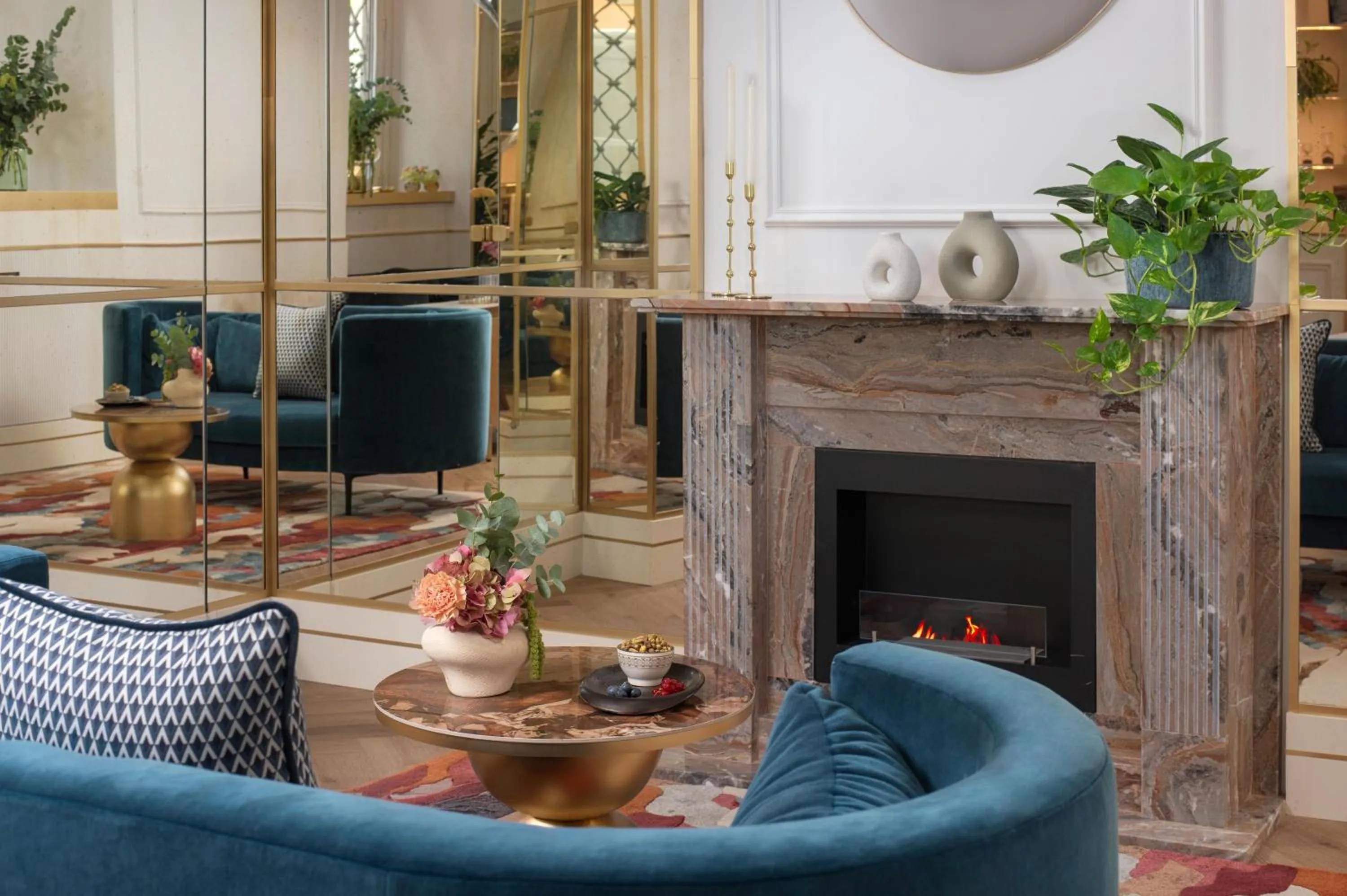 Lobby or reception in NH Collection Roma Fori Imperiali