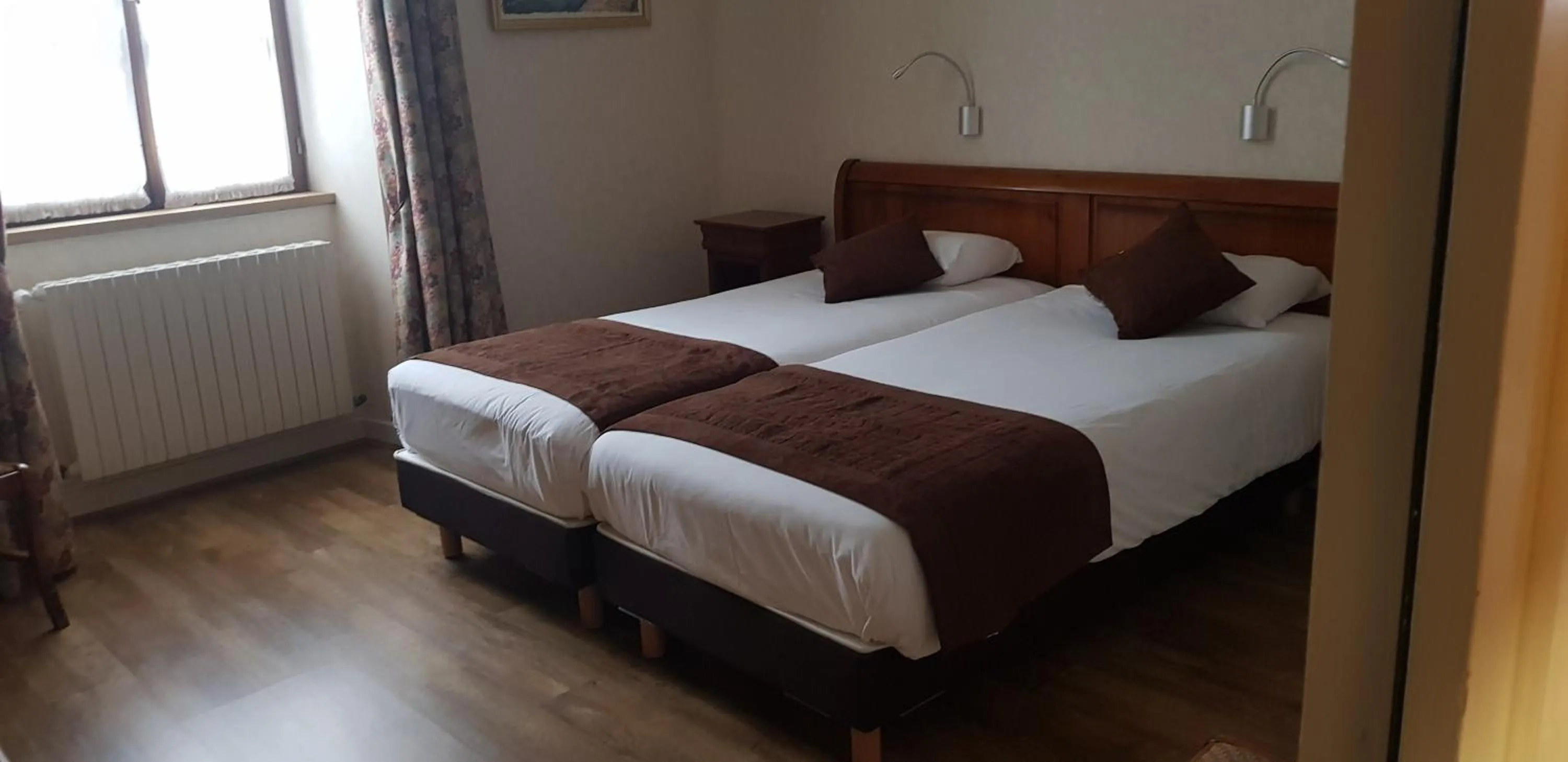 Bedroom, Bed in LOGIS HOTEL - Le Relais Saint Vincent