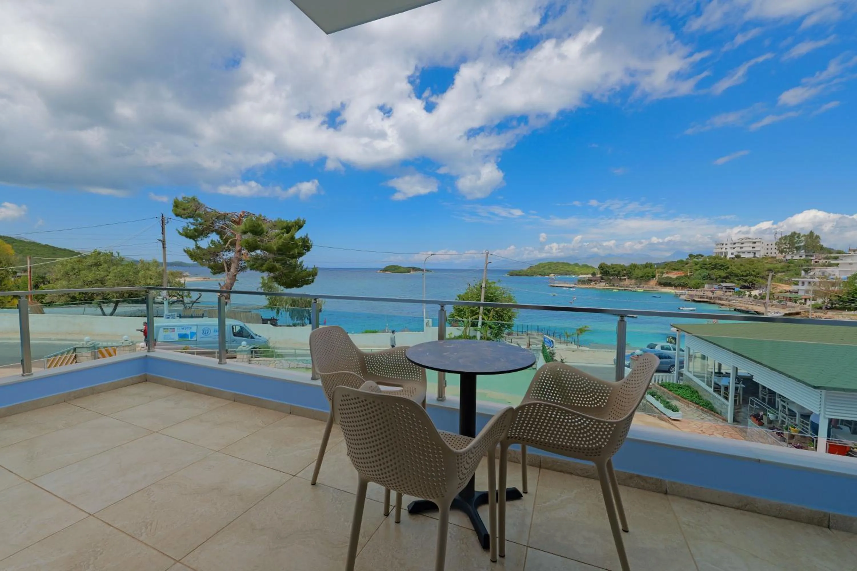 Balcony/Terrace in Hotel Esmerald Ksamil