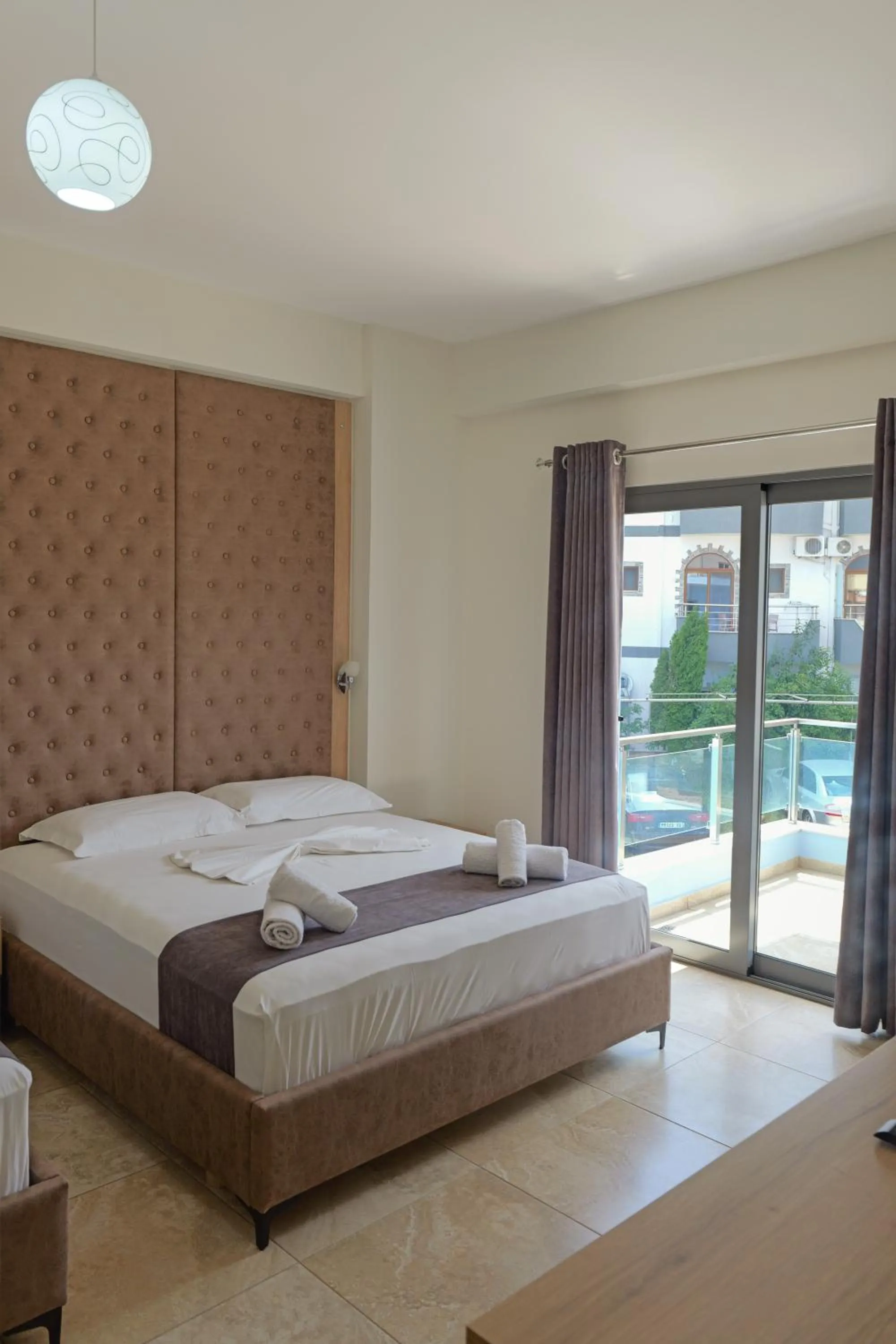 Bed in Hotel Esmerald Ksamil