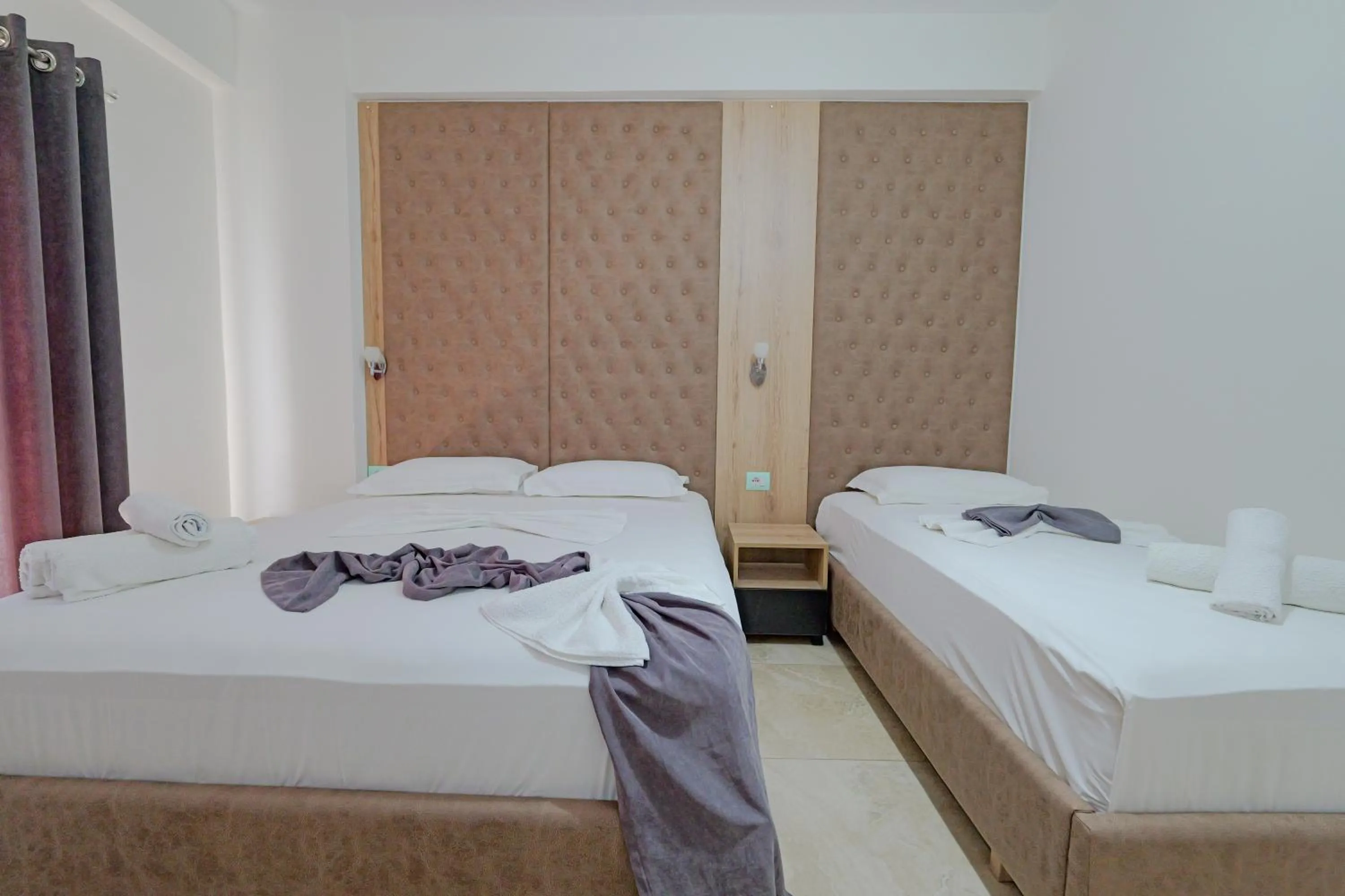 Bedroom, Bed in Hotel Esmerald Ksamil