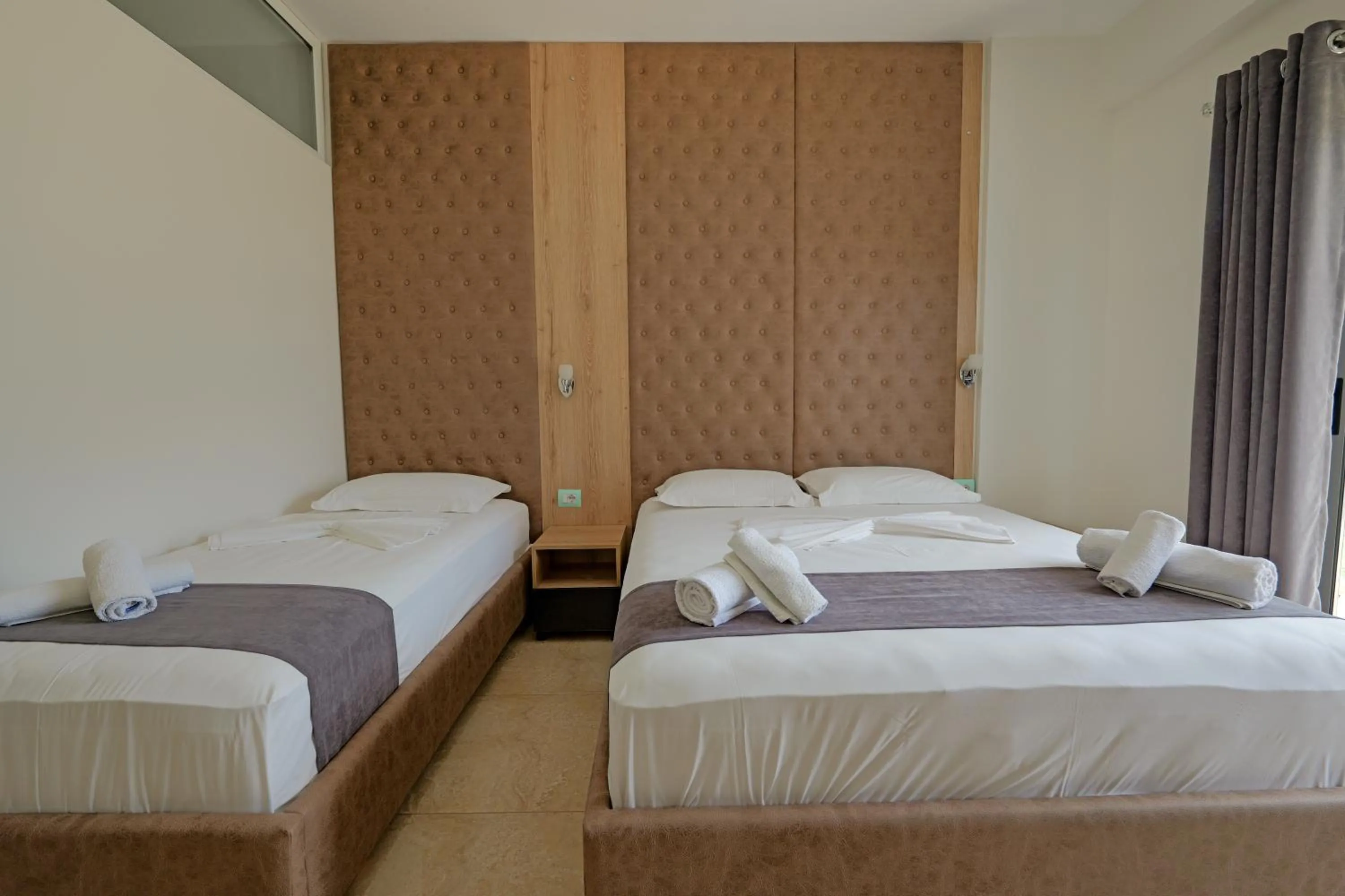 Bed in Hotel Esmerald Ksamil