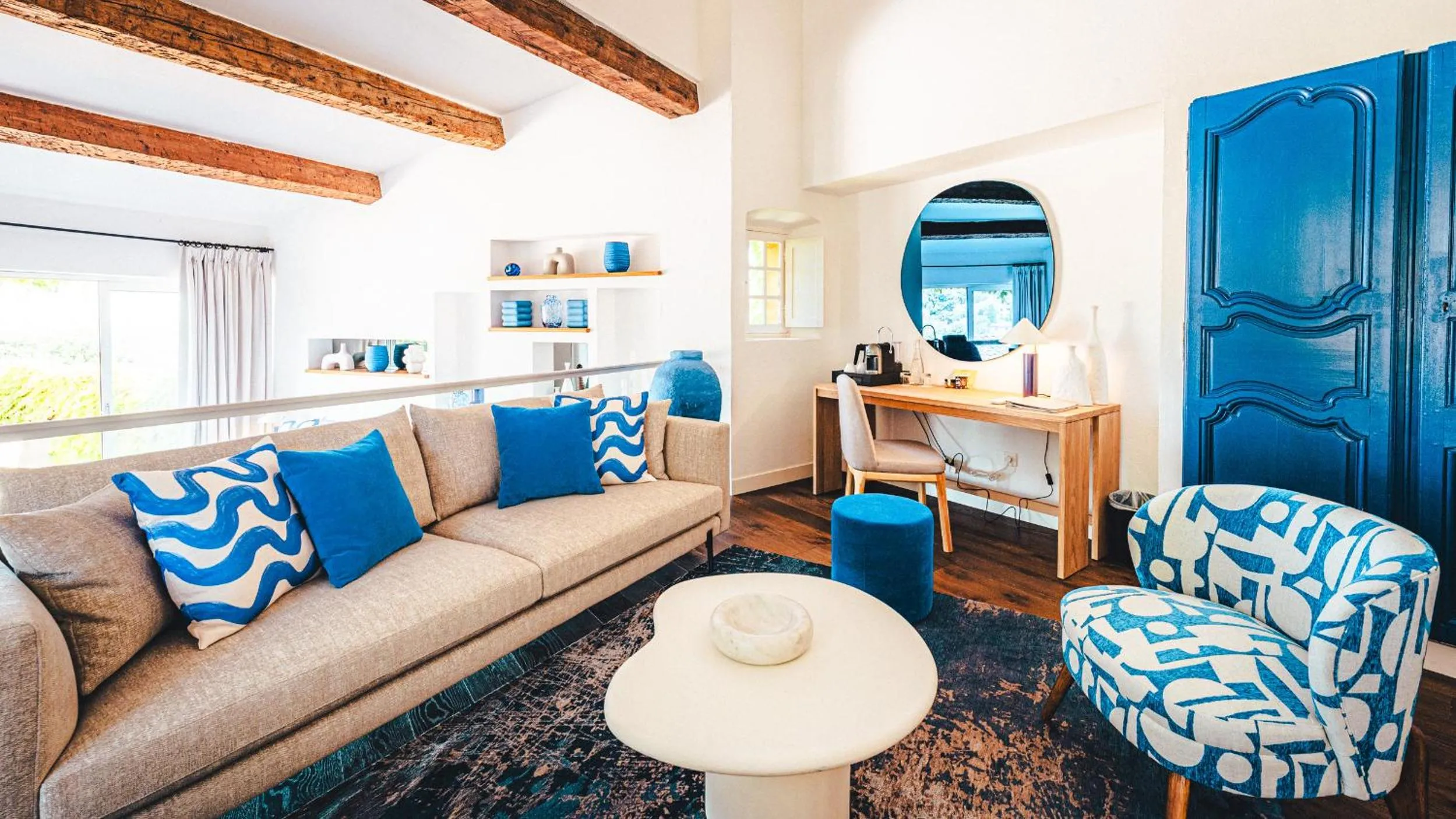 Bedroom in Hôtel La Mandarine