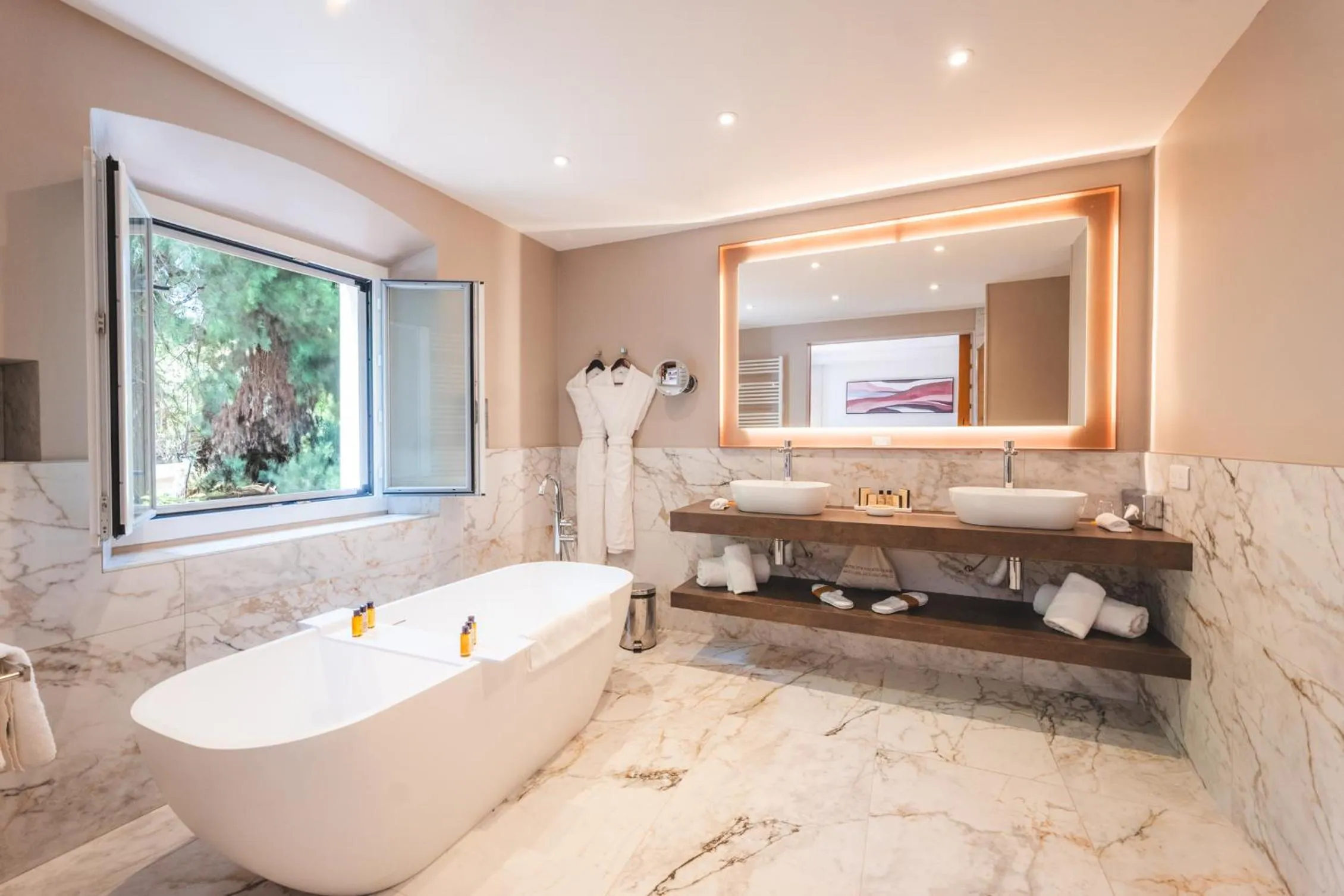 Bathroom in Hôtel La Mandarine