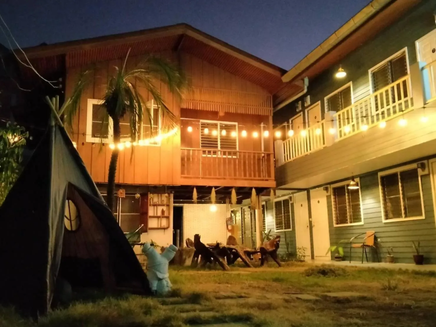 Facade/entrance in Number 4 Old Town