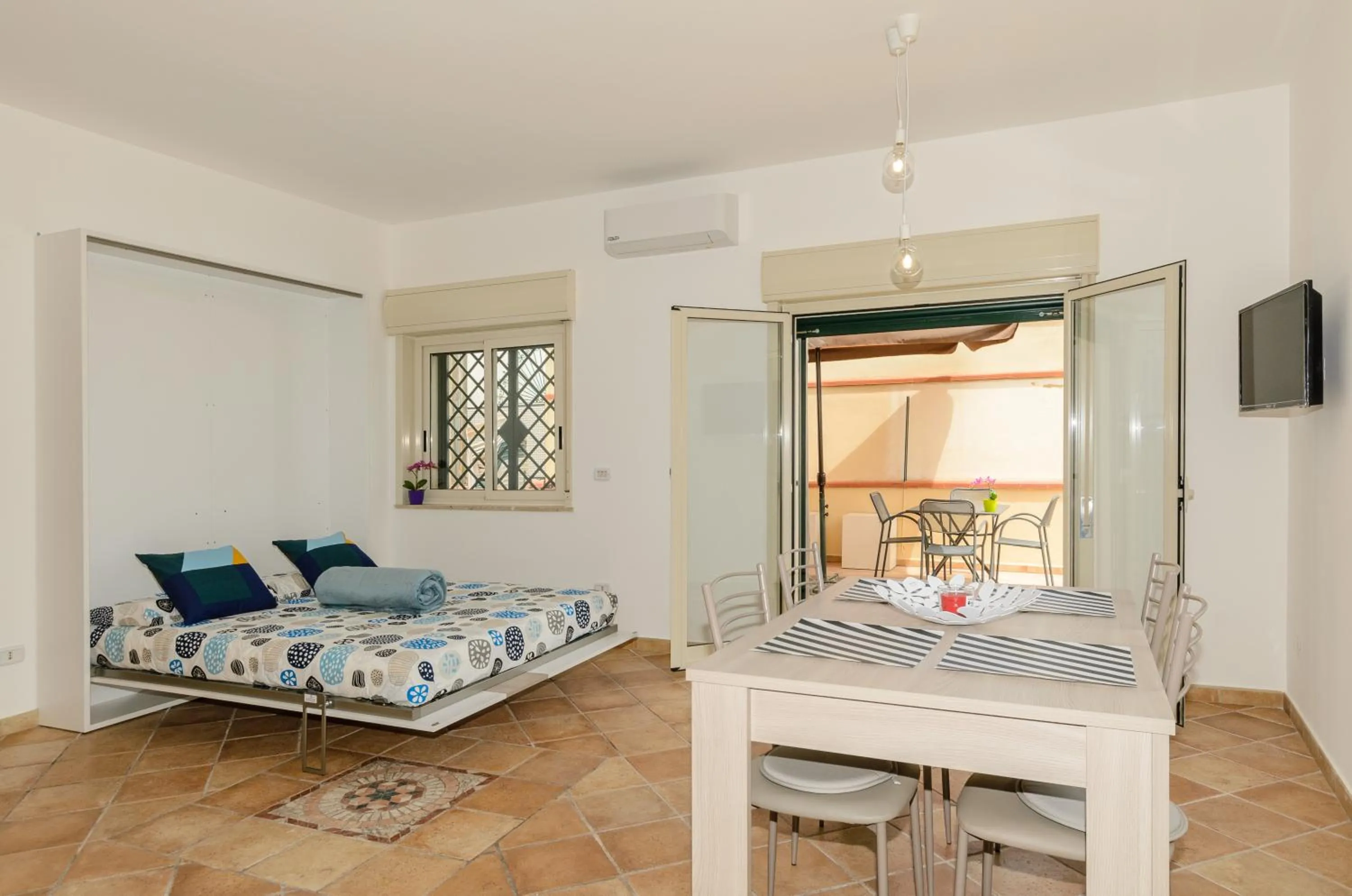 Bed in Sunset Holiday Home Taormina