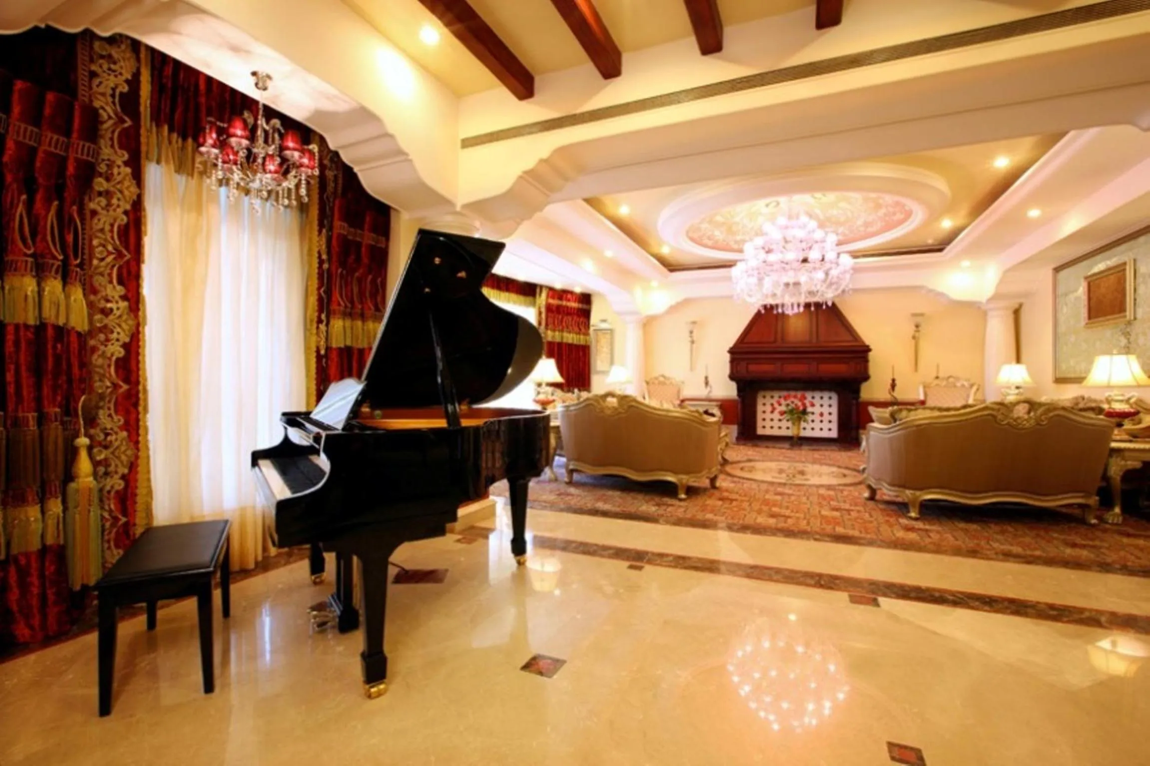 Lobby or reception in Tuli Imperial