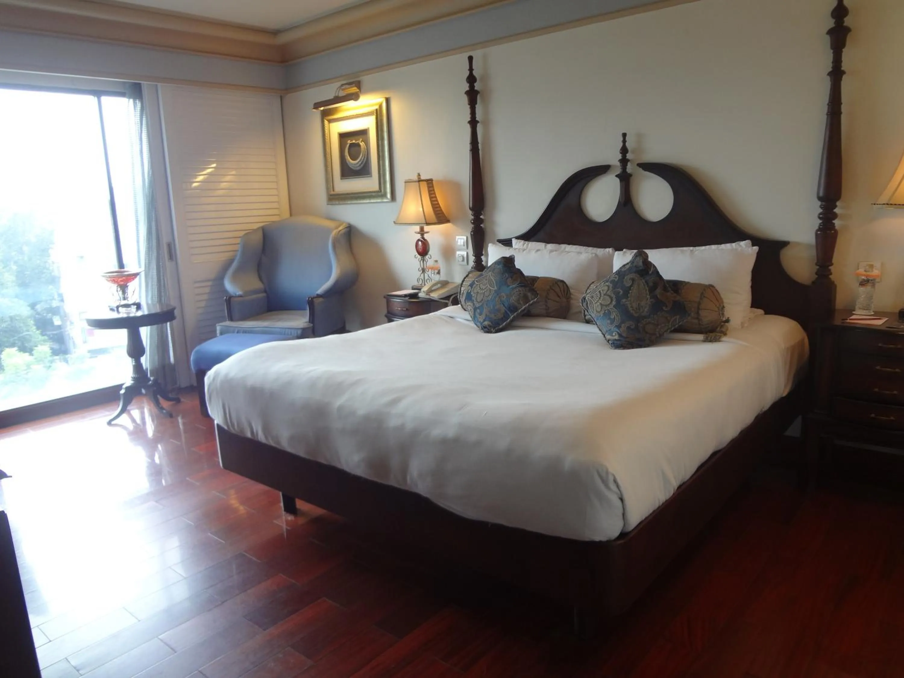 Bedroom, Bed in Tuli Imperial