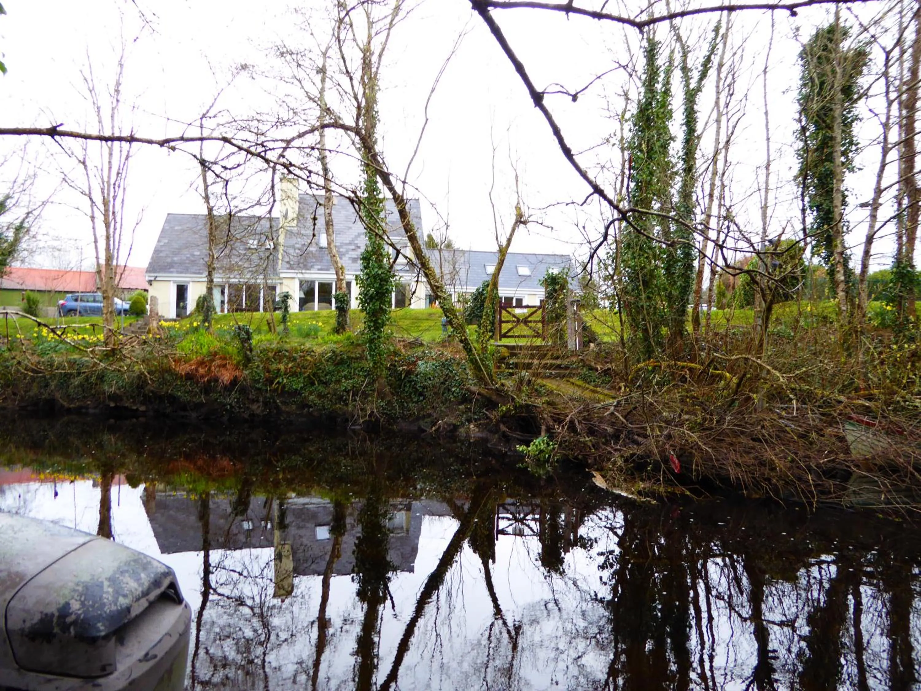 Garden view in Camillaun Lodge with Lough Corrib Boat Hire