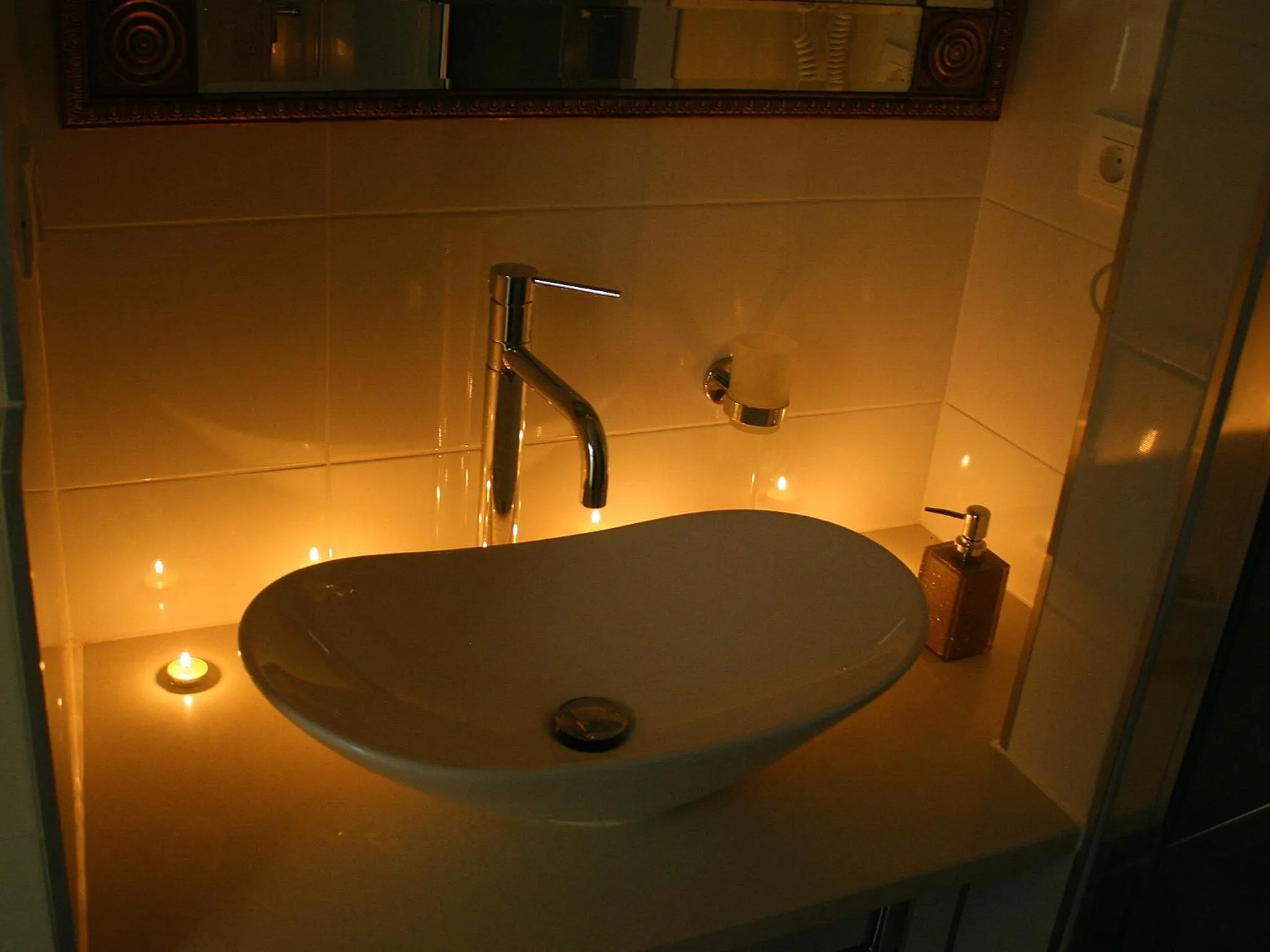 Bathroom in Old City Center Suite