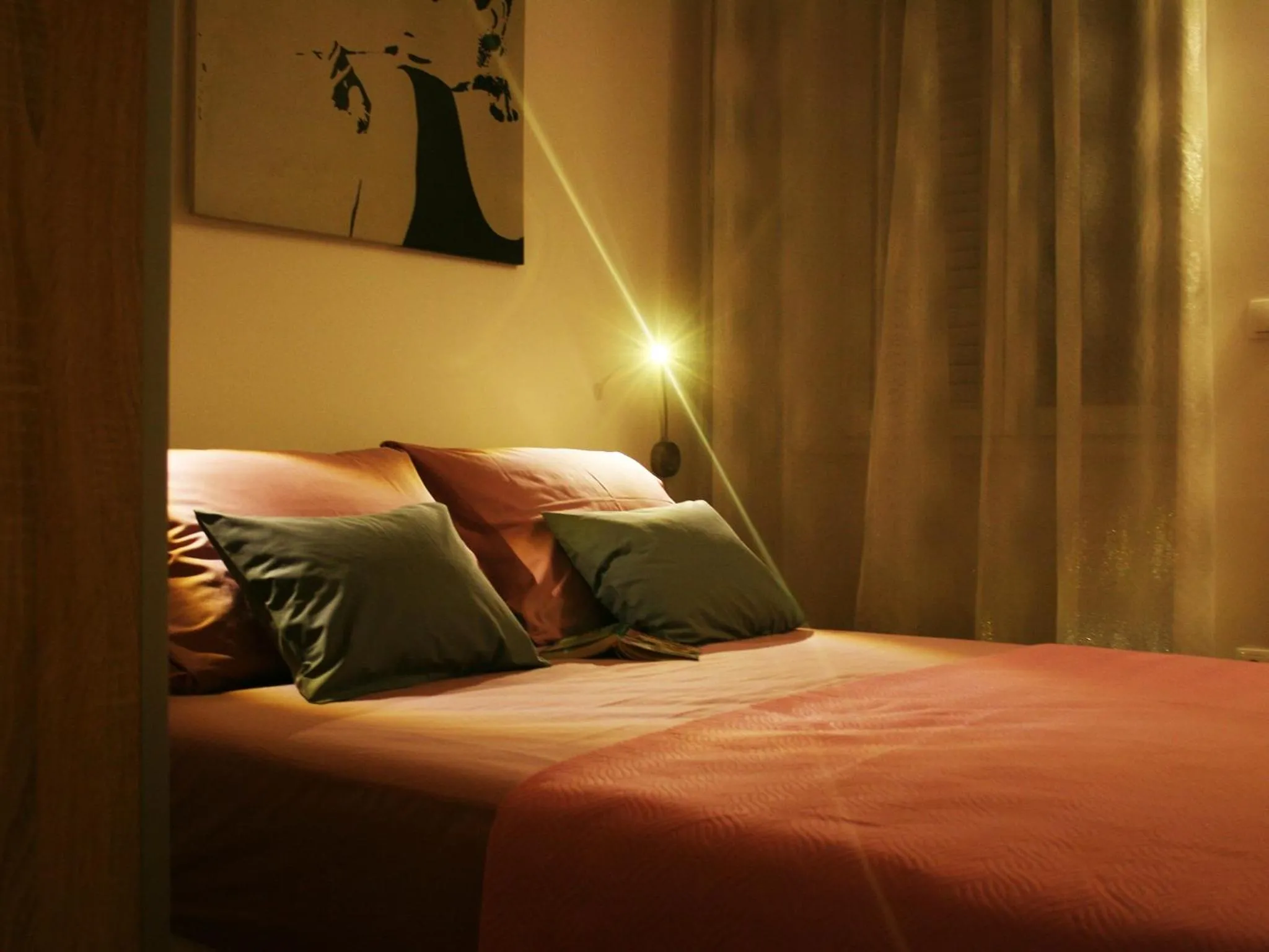 Bedroom, Bed in Old City Center Suite