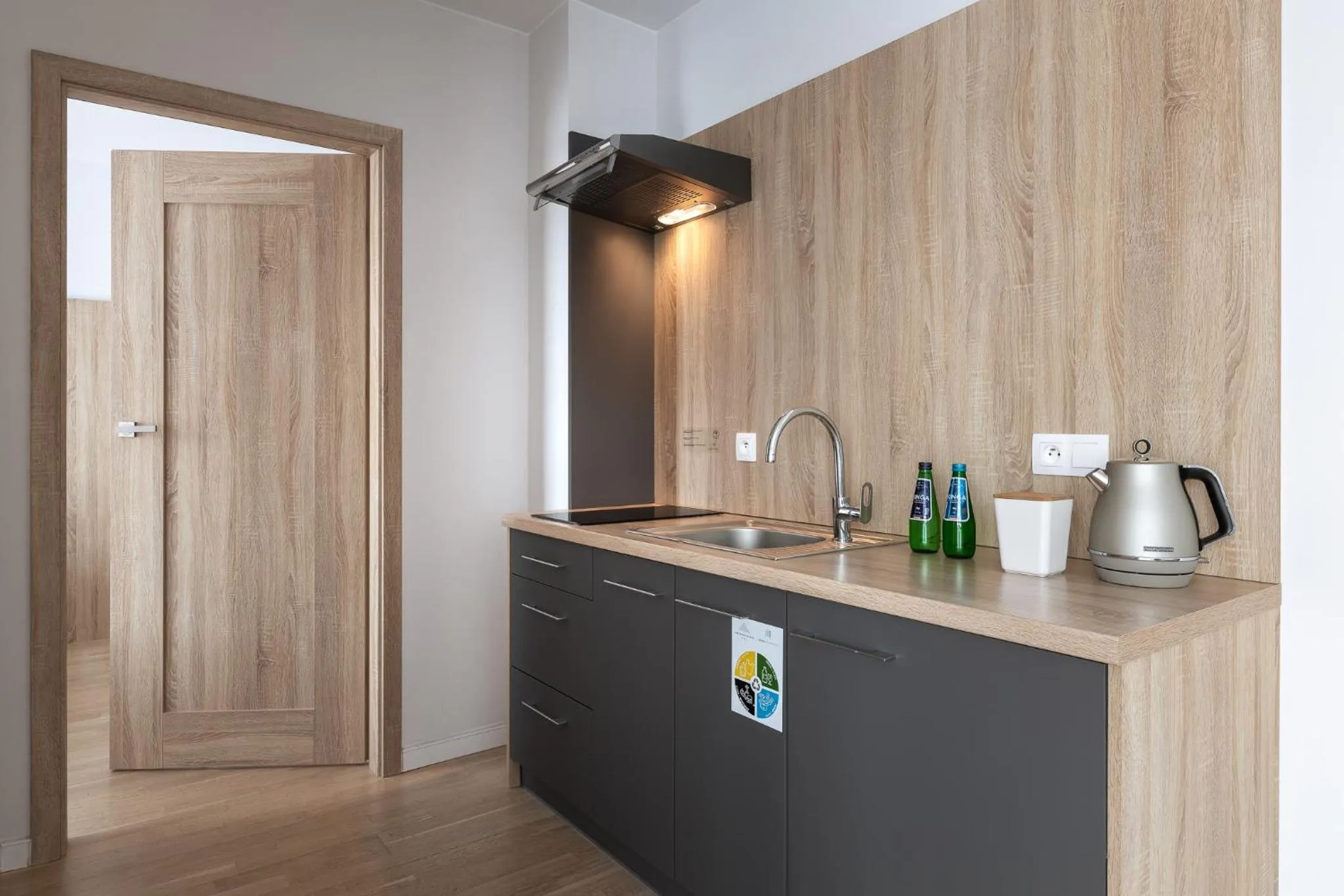 Coffee/tea facilities in Green Apartments