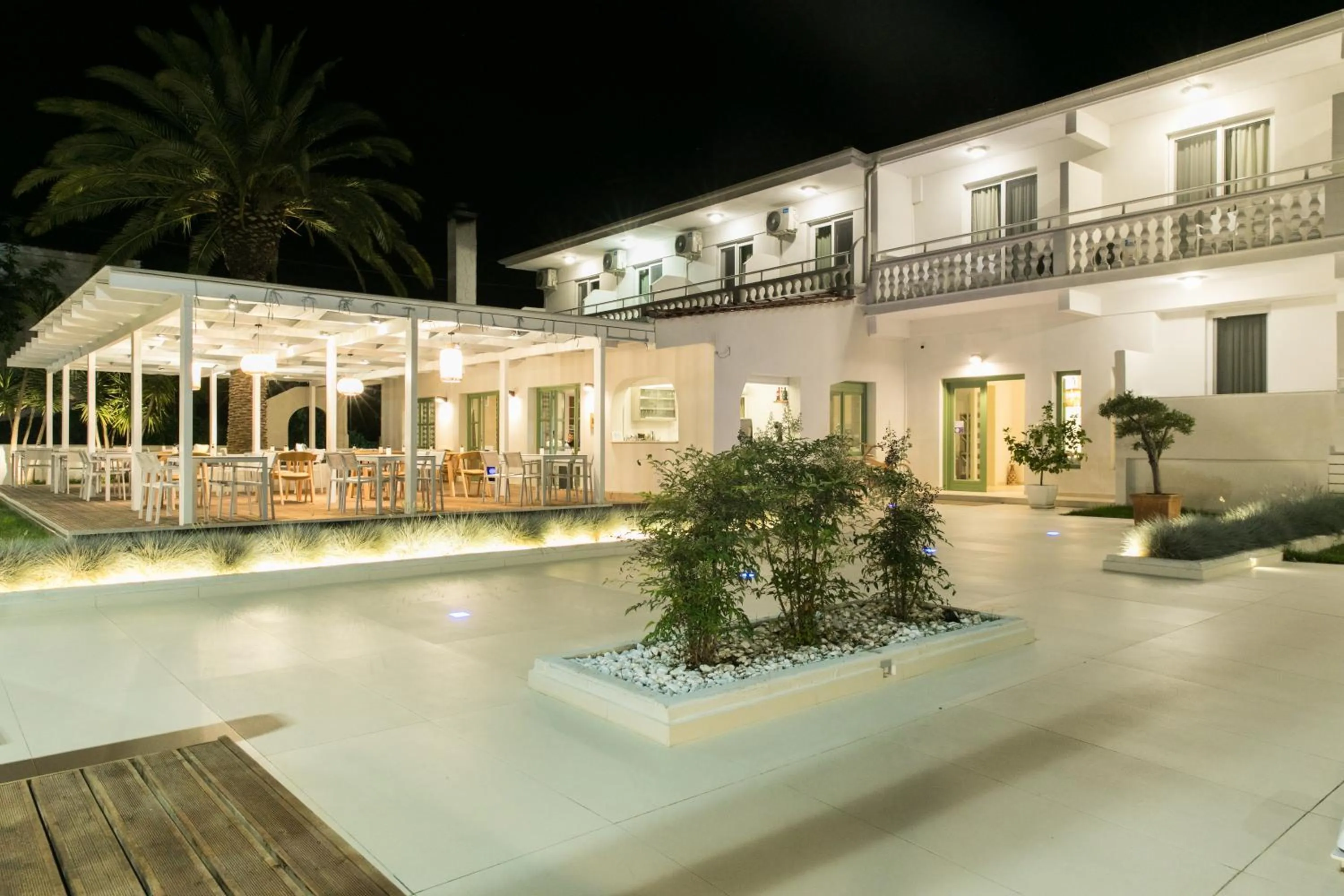 Property building in Elektra Comfort Hotel by Del Mare