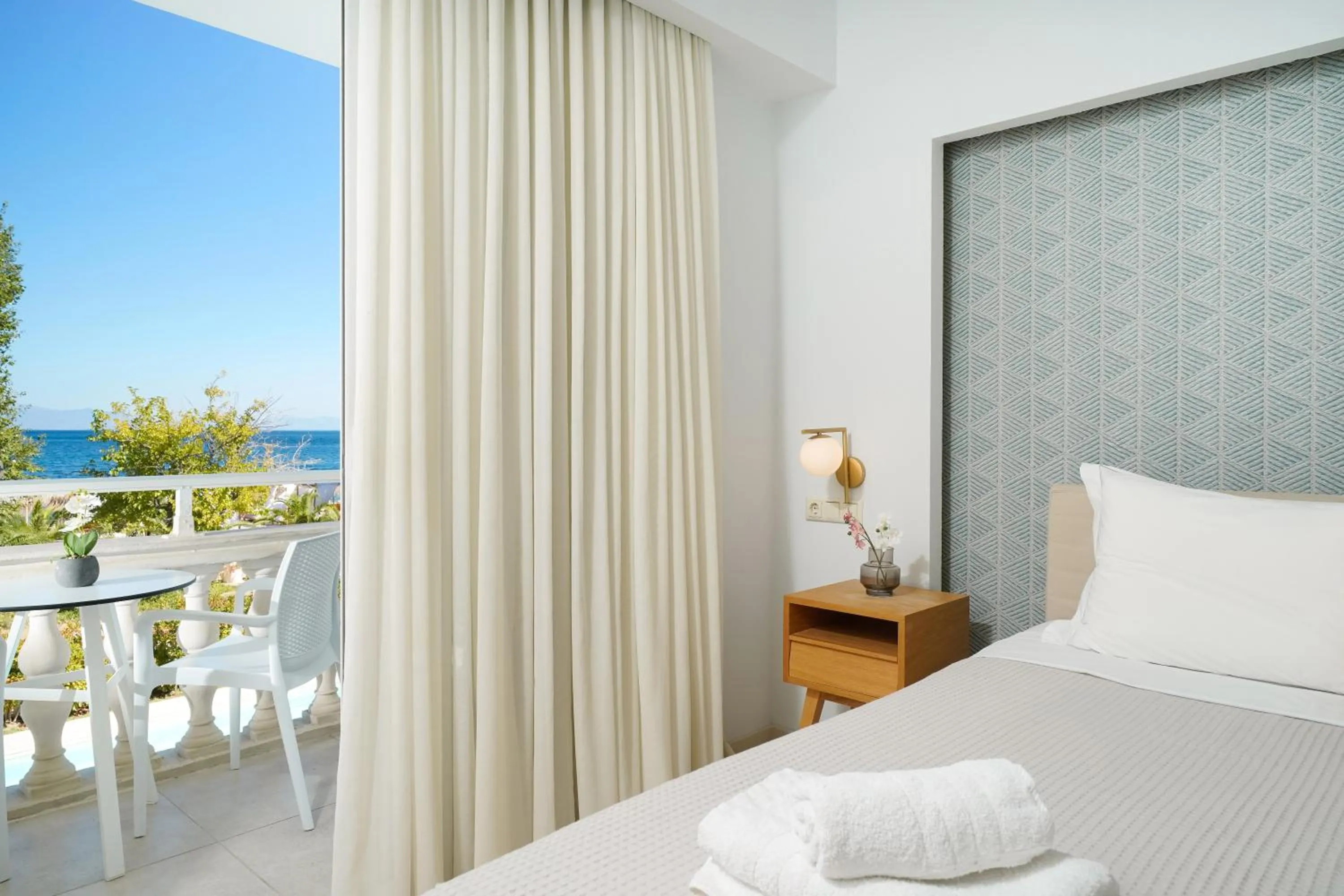 Bed in Elektra Comfort Hotel by Del Mare