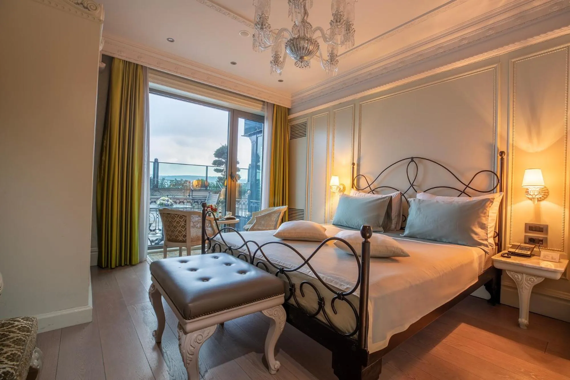 Bed in MFB Tarabya Hotel