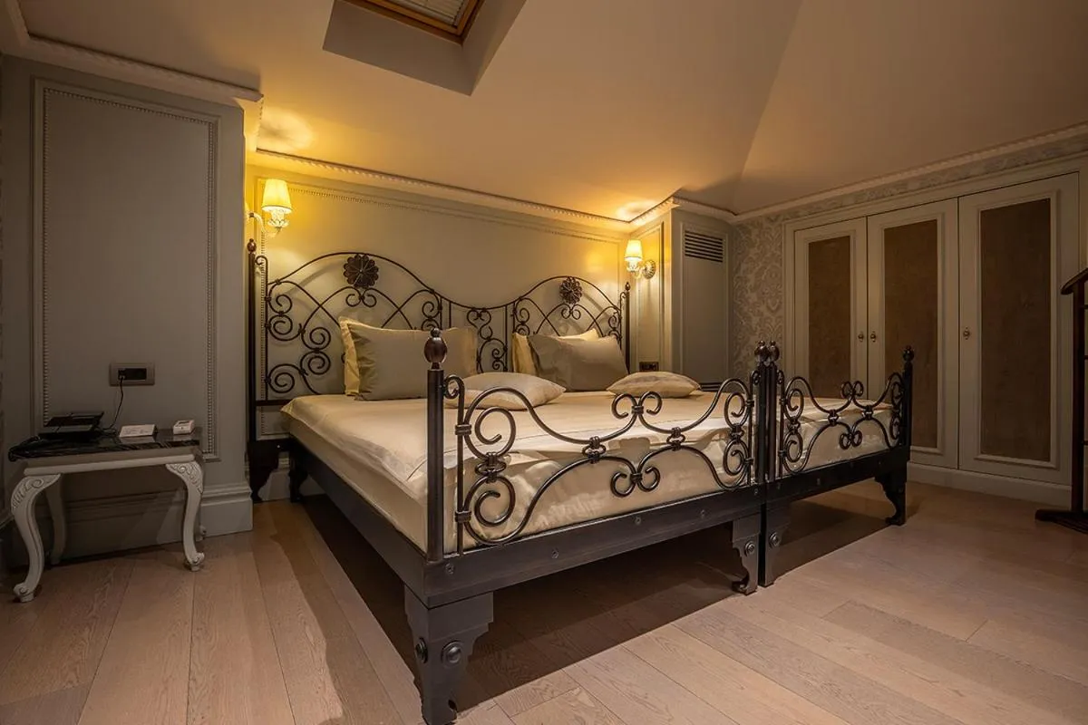 Bed in MFB Tarabya Hotel