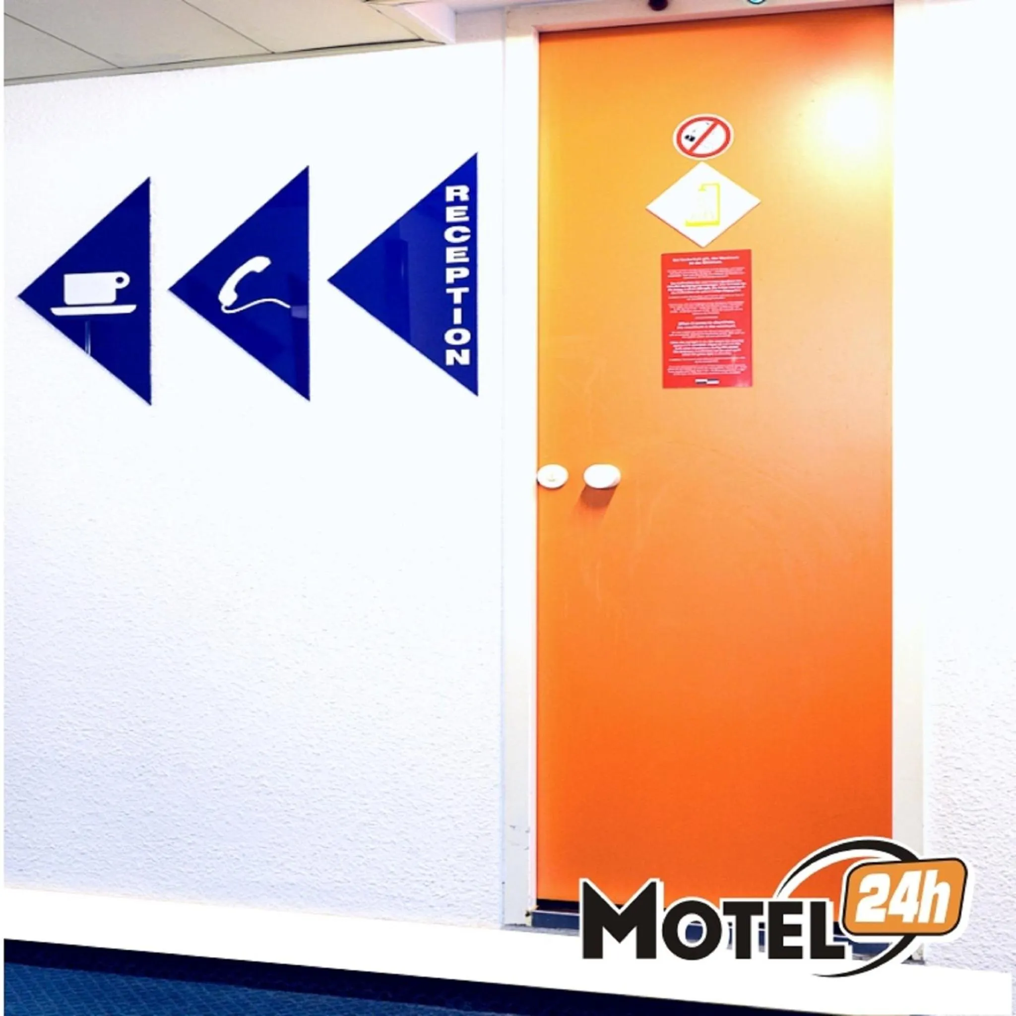 Lobby or reception in Motel 24h Hannover