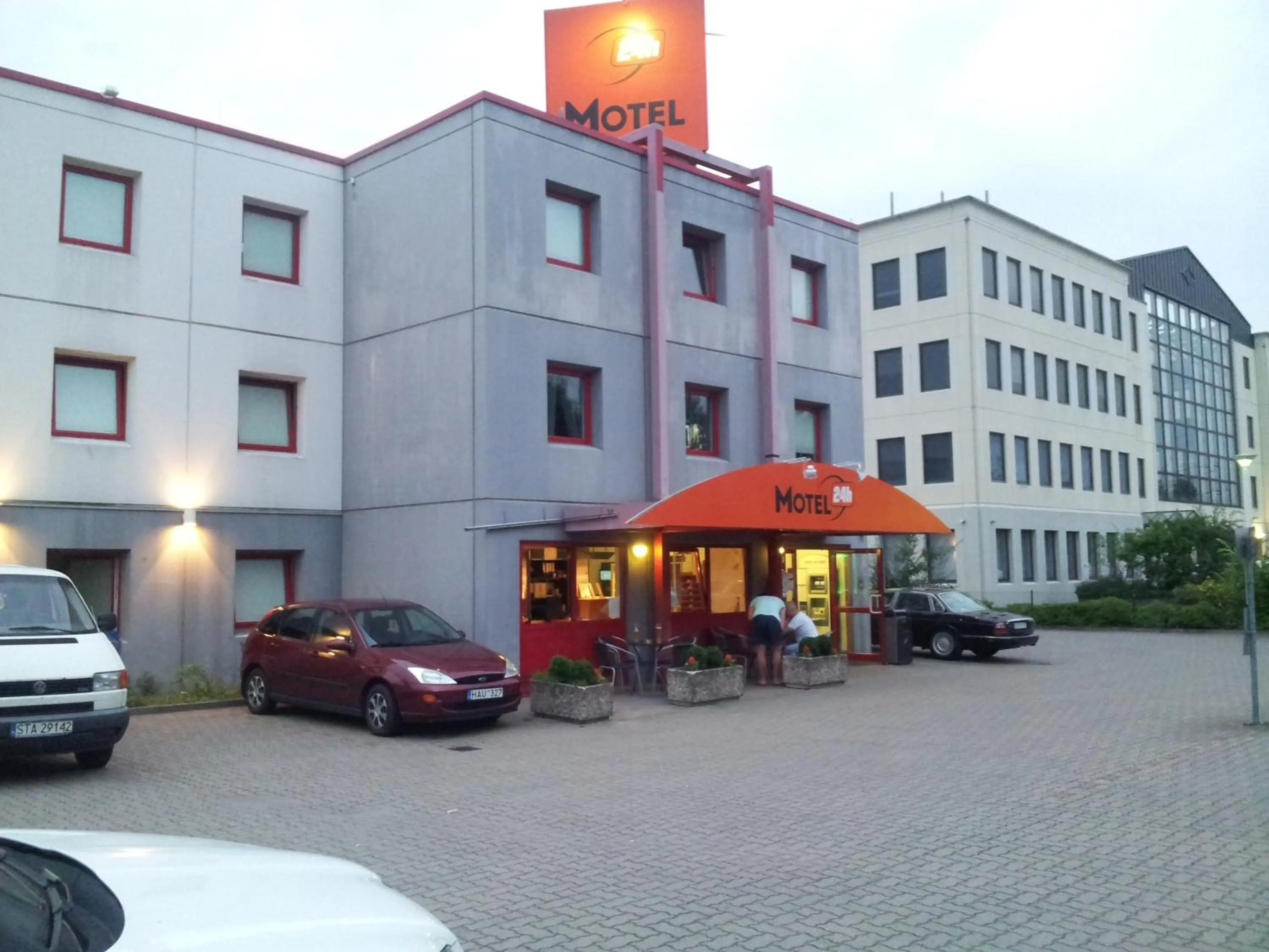 Facade/entrance in Motel 24h Hannover