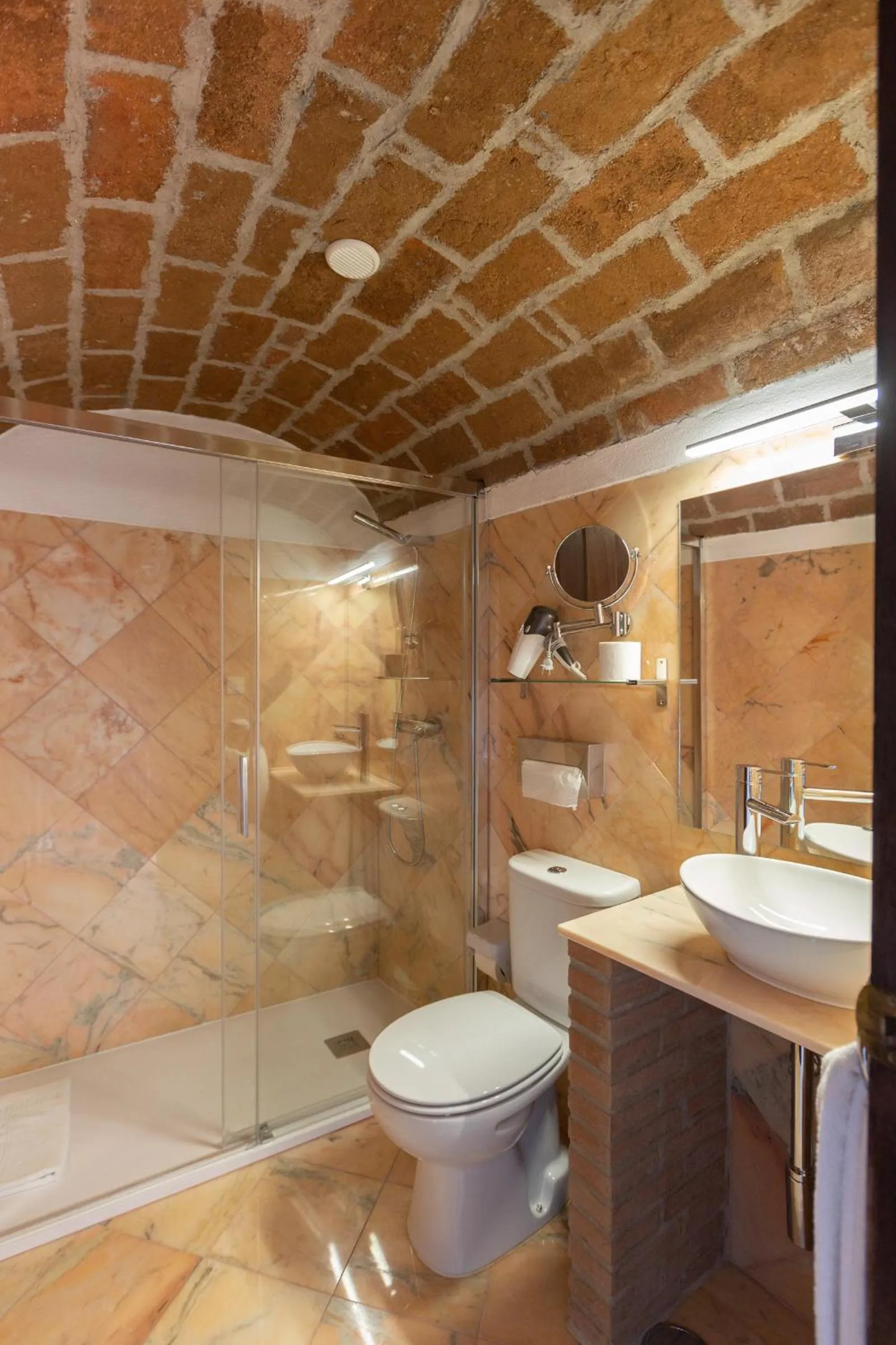 Bathroom in Estalagem de Monsaraz