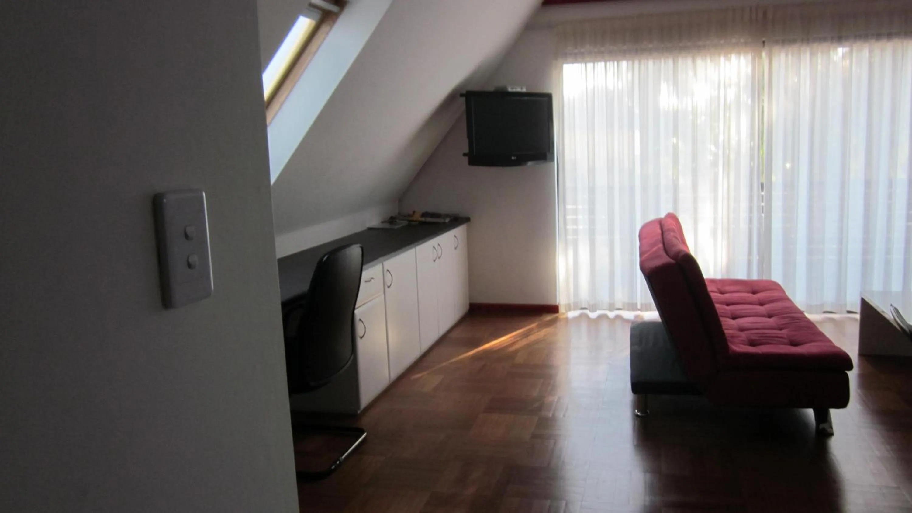 Living room in Cotswold House Residence