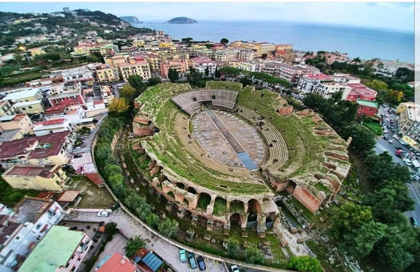 Nearby landmark in DIMORA FLEGREA room & breakfast