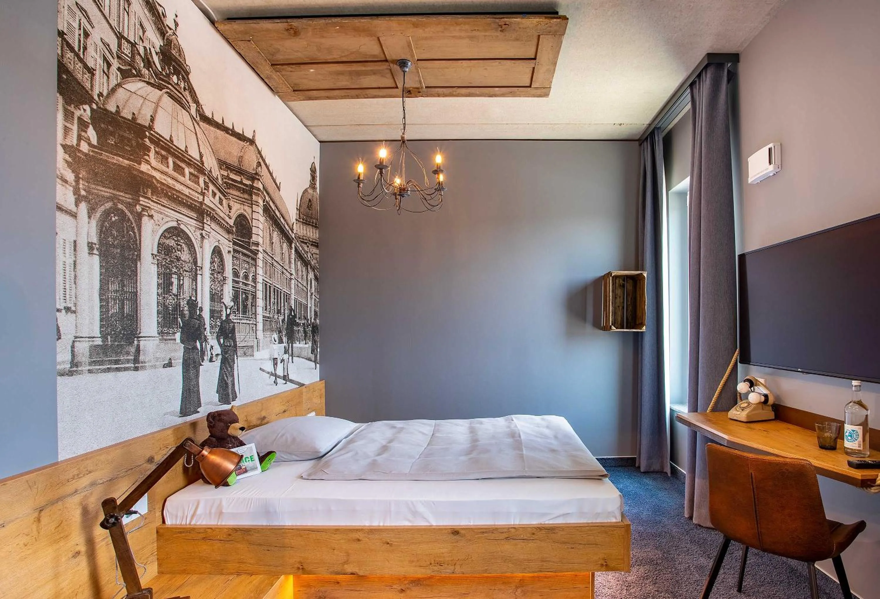 Photo of the whole room, Bed in tinyTwice Hotel Wiesbaden